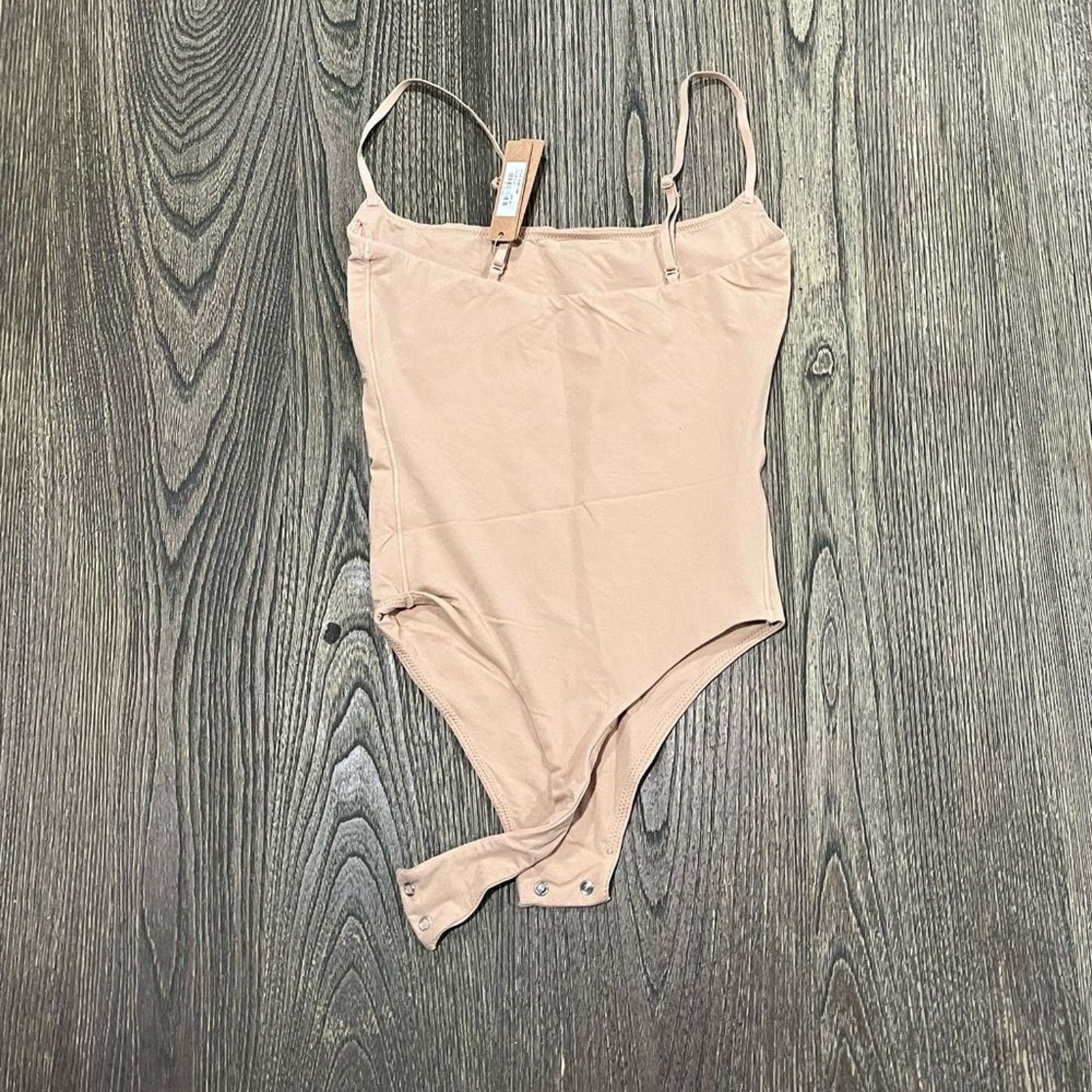 SKIMS NWT Skims Fits Everybody Cami Thong Bodysuit Pullover XS Size XS / US 0-2 / IT 36-38 - 5 Thumbnail