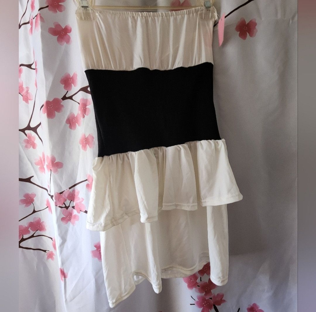 Other New With Tags Strapless White Peplum Dress Size Small/Medium Size S / US 4 / IT 40 - 2 Thumbnail