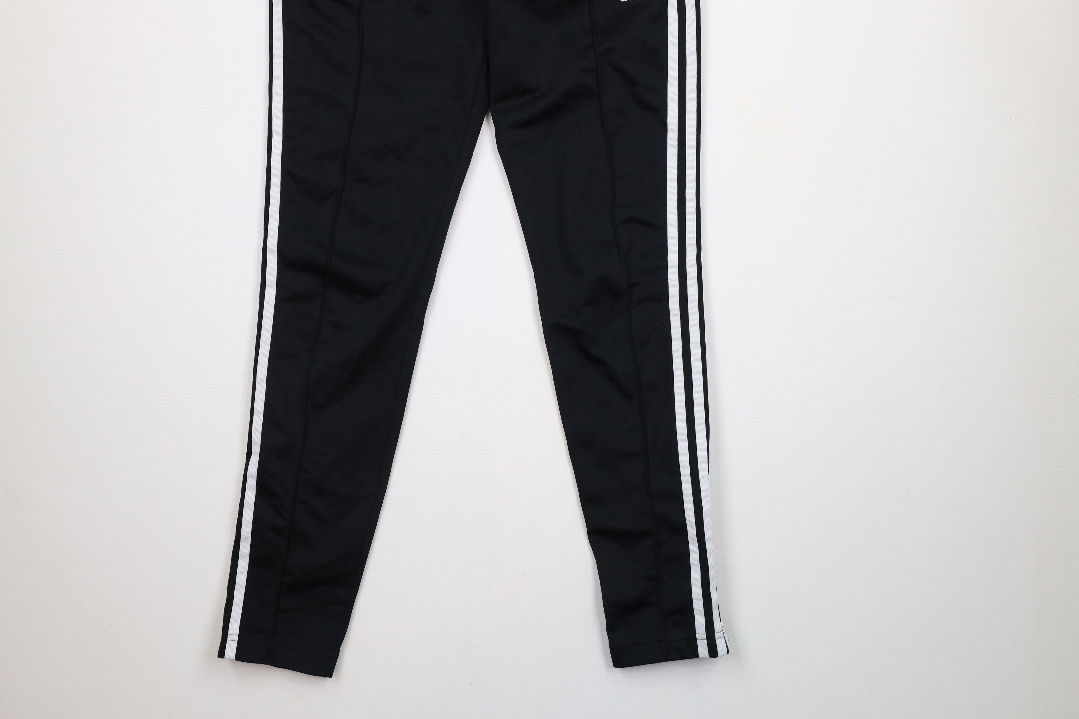 Adidas × Vintage Vintage Adidas Striped Tapered Leg Soccer Warm Up Pants Size US 32 / EU 48 - 4 Thumbnail
