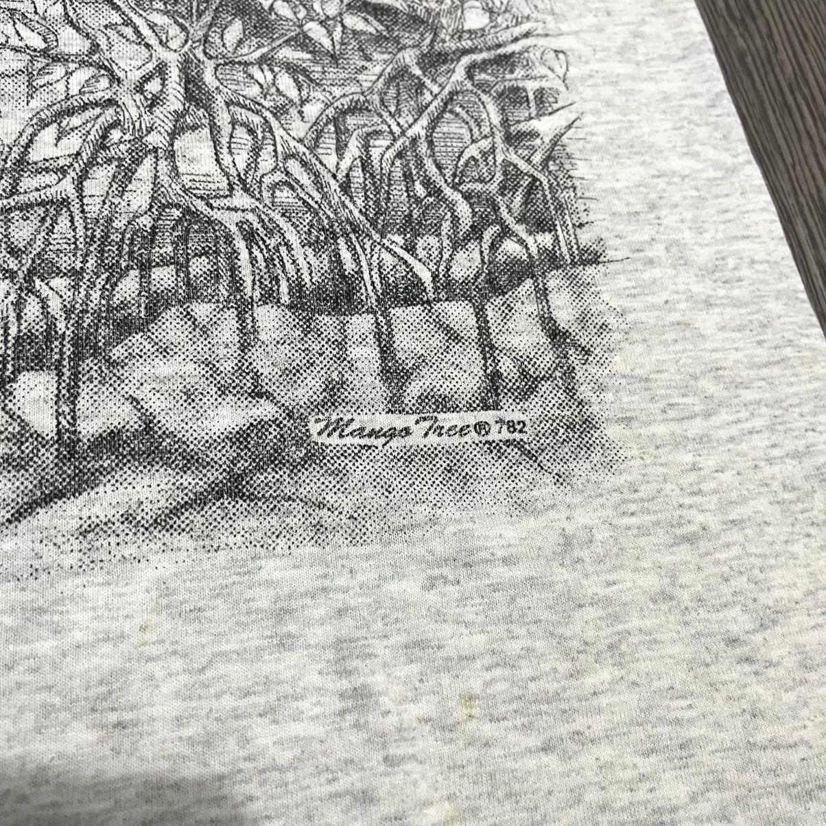 Vintage 90s Mango Tree All Over Print Nature Landscape T-shirt Size US XL / EU 56 / 4 - 4 Thumbnail