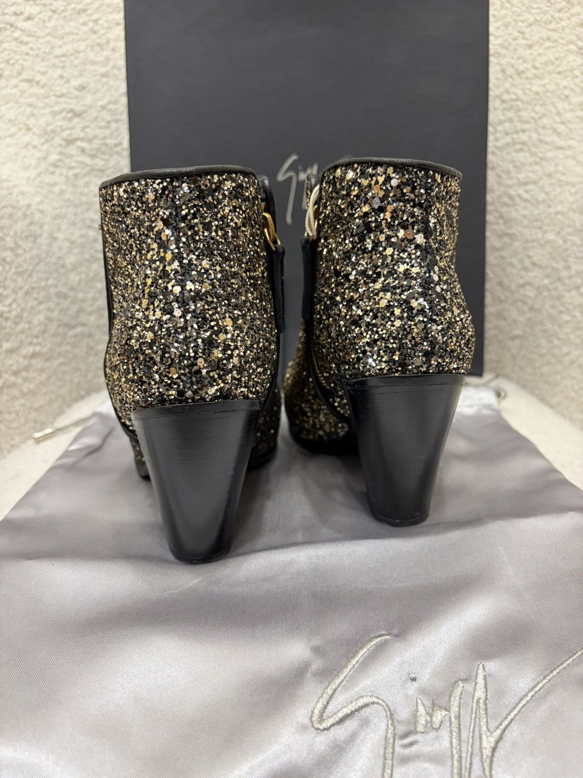 Giuseppe Zanotti Giuseppe Zanotti Women’s Ankle Boots Size US 7 / IT 37 - 3 Thumbnail