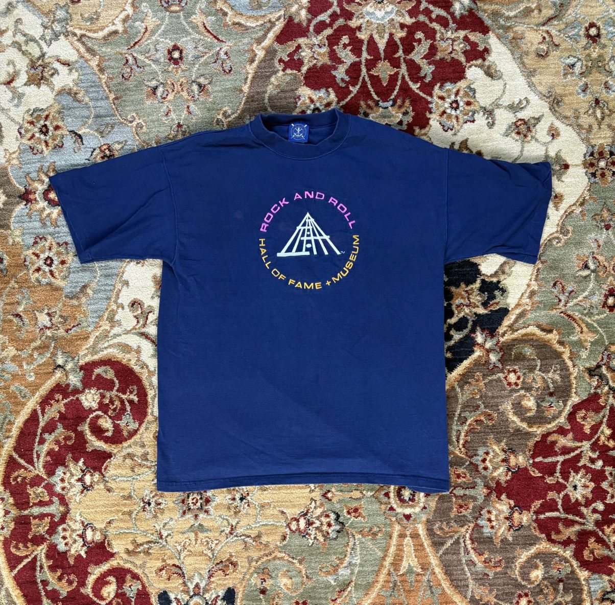 90's ROCK N ROLL HALL OF FAME MUSEUM TEE Band Tees × Streetwear