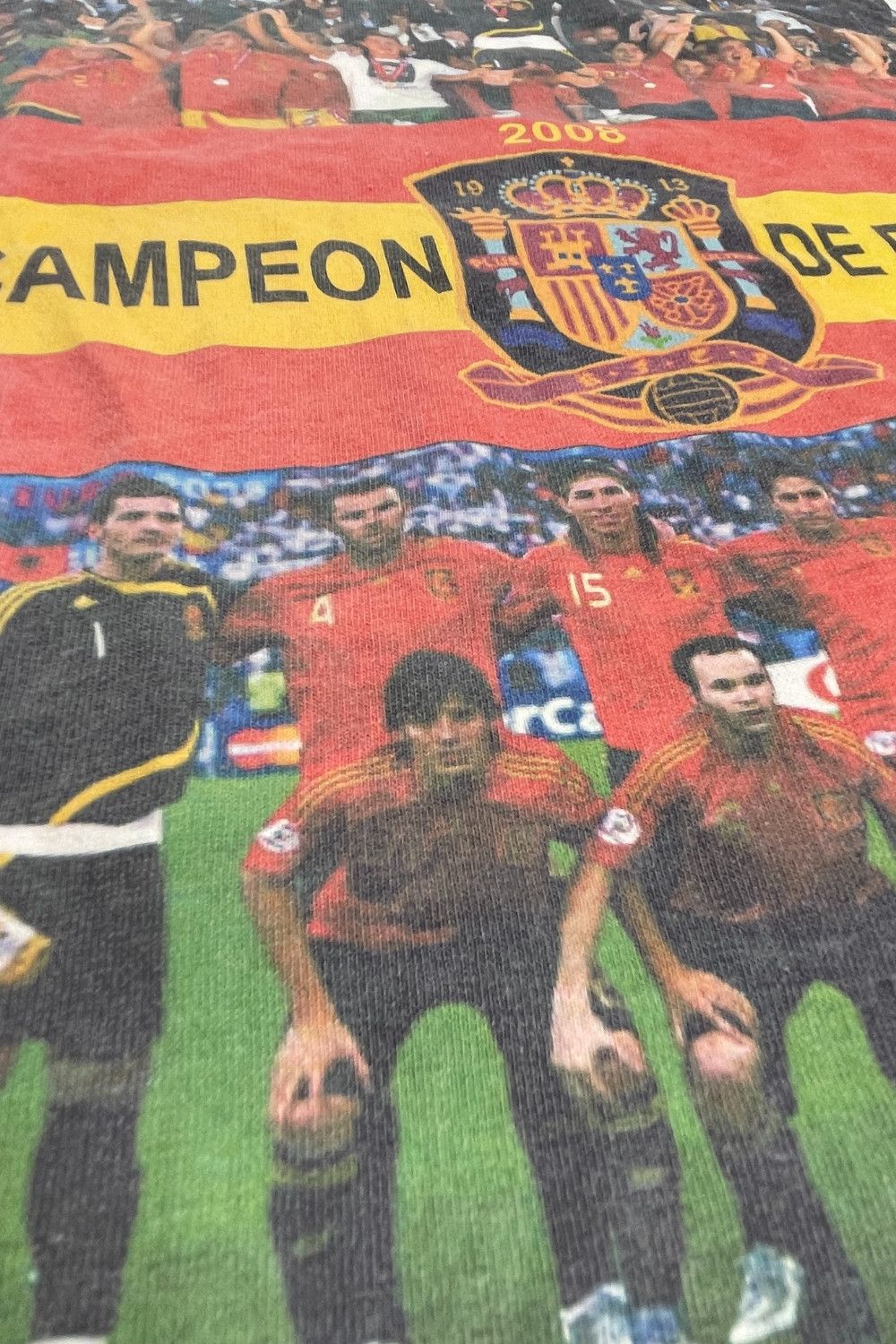 Fruit Of The Loom × Vintage 2008 Spain “Campeón de Europa” Celebration Tee Size US M / EU 48-50 / 2 - 3 Thumbnail