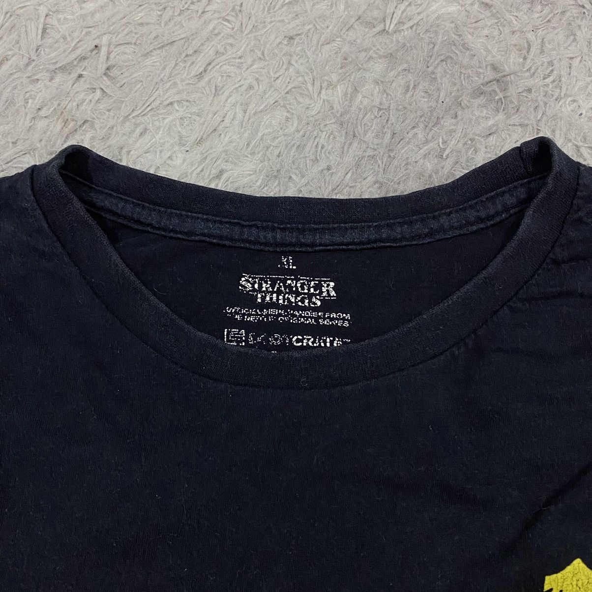 Vintage Netflix stranger things movie series film Size US XL / EU 56 / 4 - 3 Thumbnail