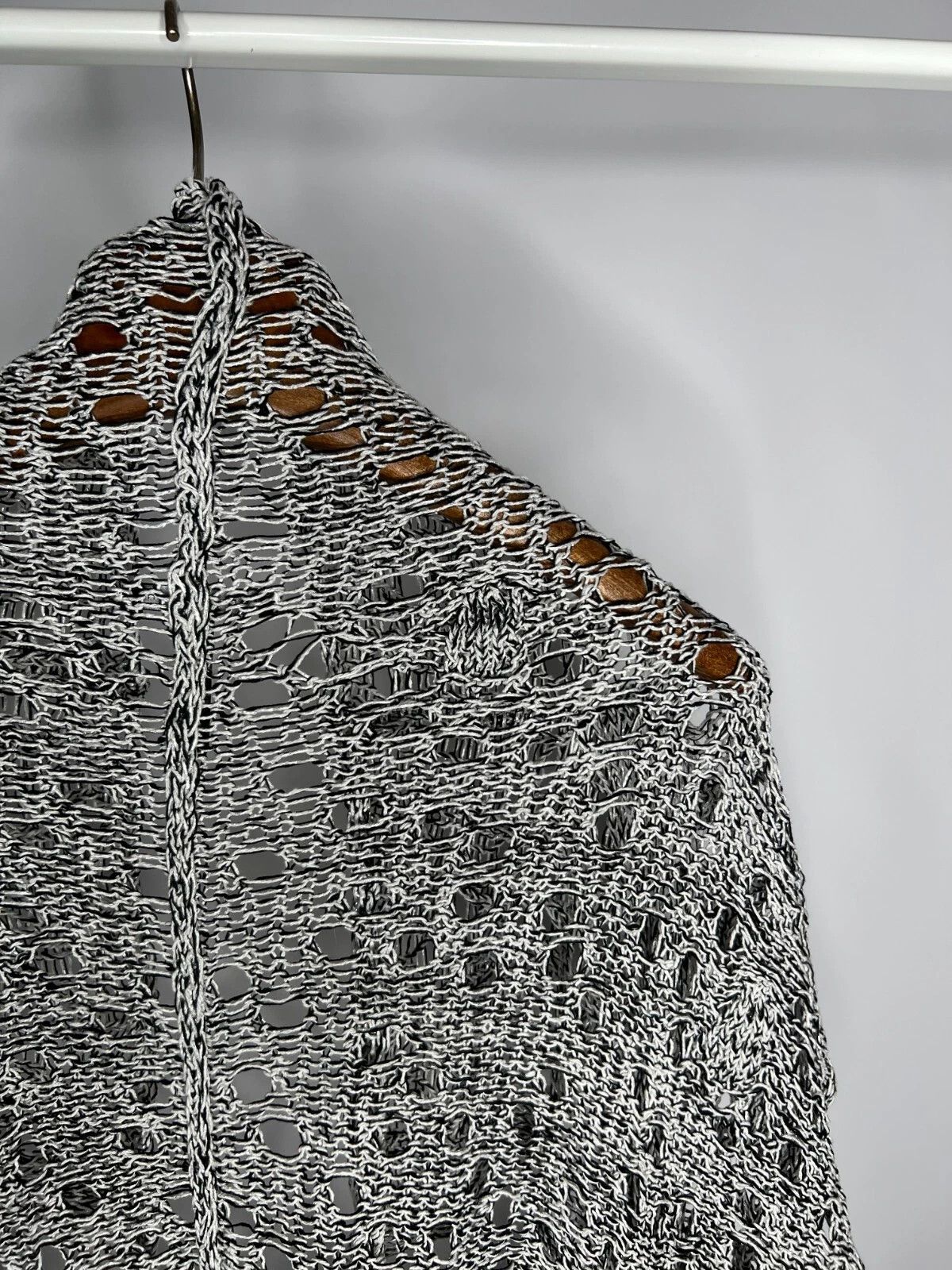 Sarah Pacini Sarah Pacini Black & White Knit Crop Top One Size Lagenlook Size ONE SIZE - 14 Thumbnail