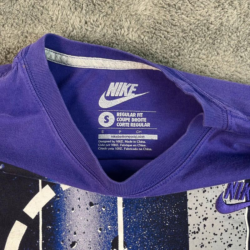 Nike Nike Flight Graphic T-shirt - Size S Size US S / EU 44-46 / 1 - 2 Thumbnail