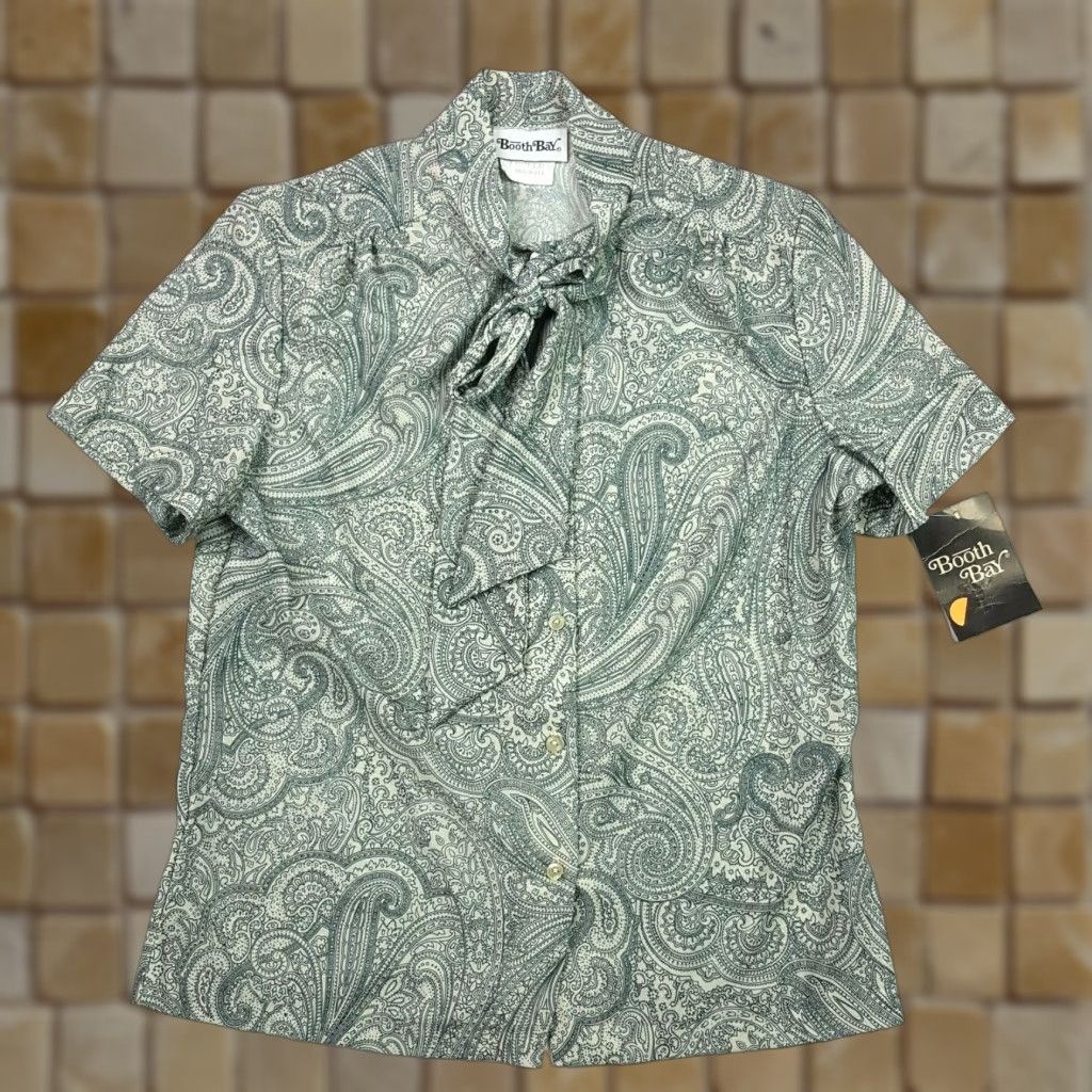 Vintage VINTAGE Booth Bay Button-Up Shirt Womens Short Sleeve Tie Neck Gray 12 80s 90s Preppy Golf Tennis Casual Knit Polyester Solid Retro Size XL / US 12-14 / IT 48-50 - 1 Thumbnail