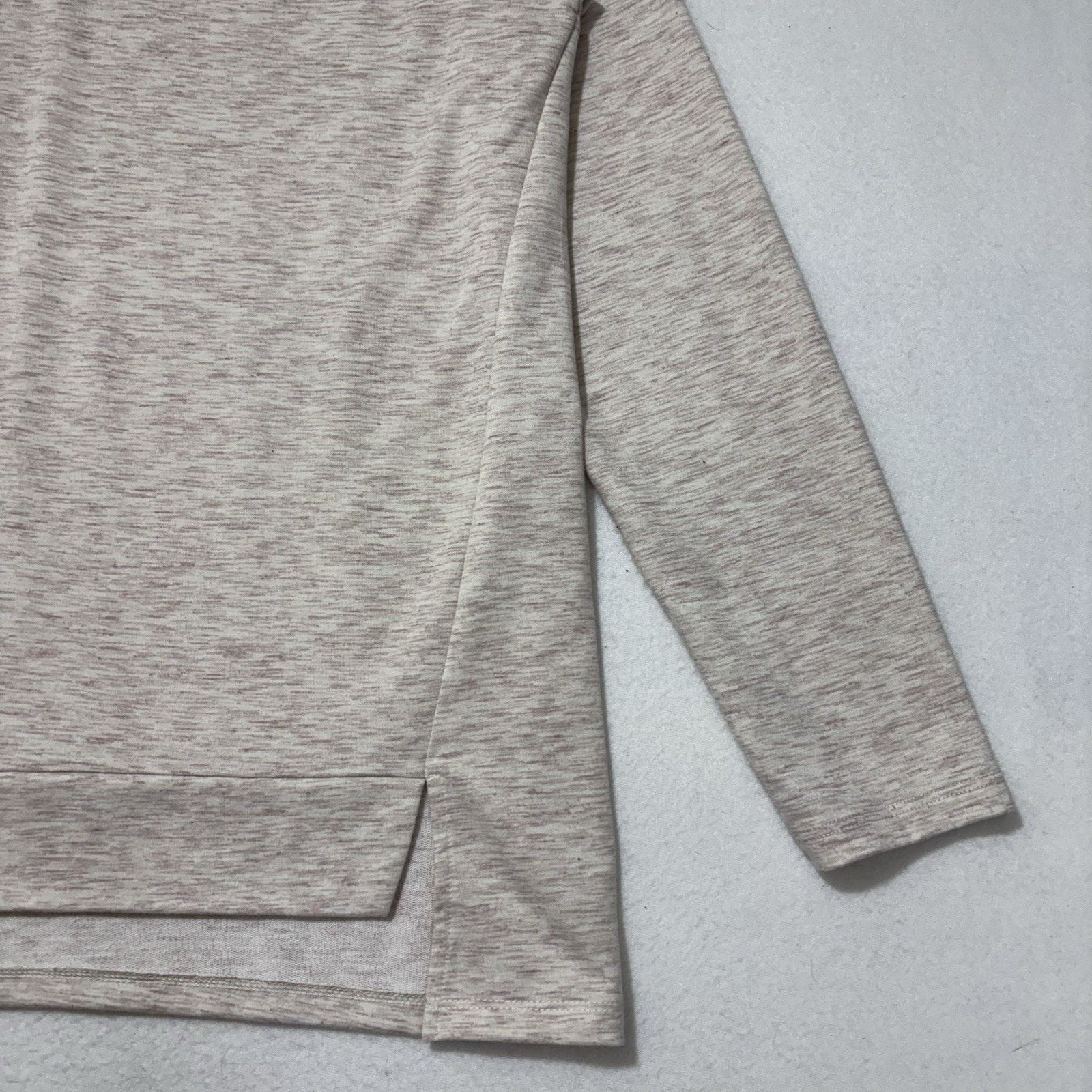 Other St. John's Bay Active Medium V-Neck Sweatshirt Beige Stretch Size M / US 6-8 / IT 42-44 - 5 Thumbnail