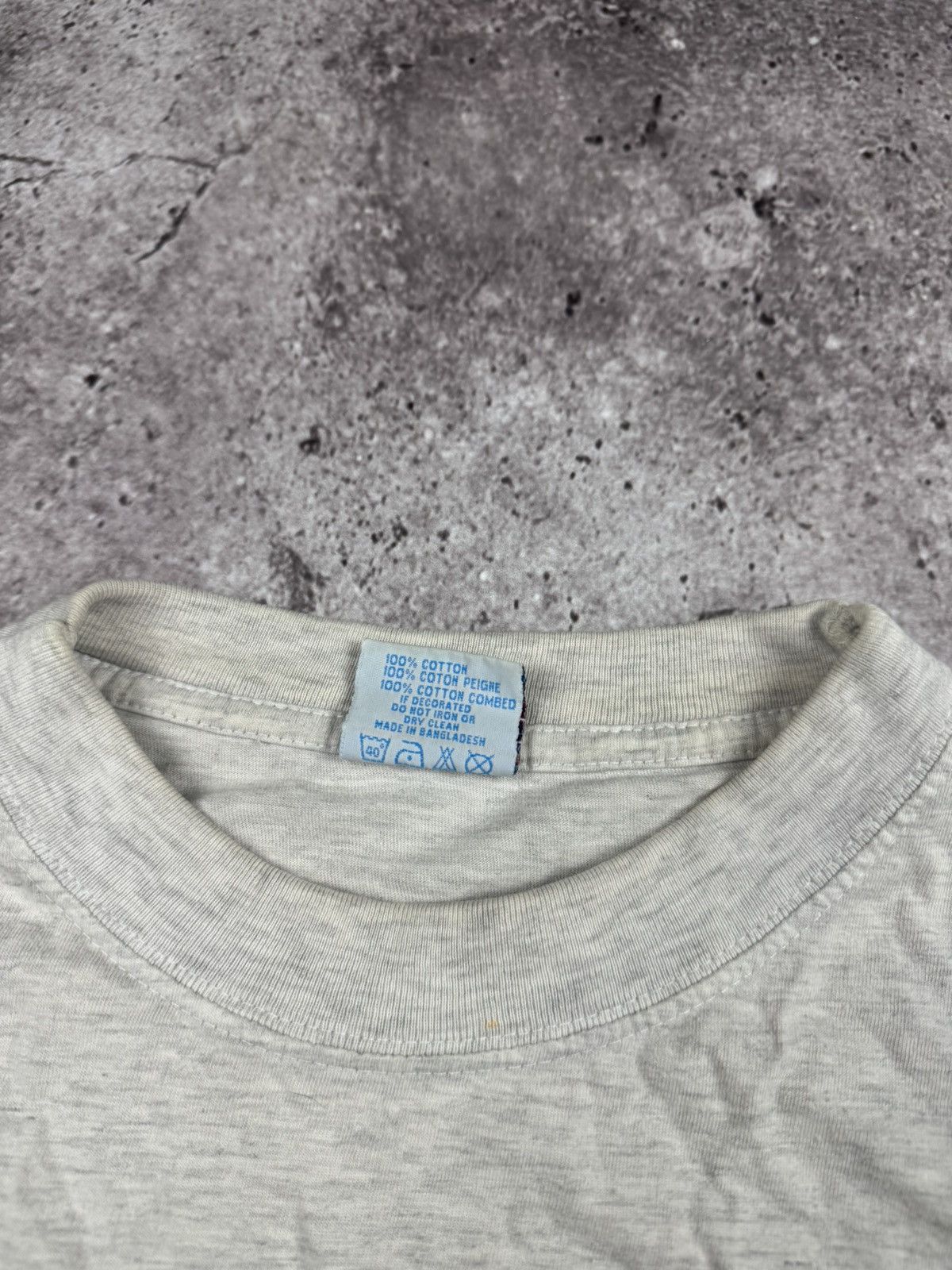 Warner Bros VINTAGE 1997 LOONEY TUNES TWEETY RARE WARNER BROS TEE Y2K Size US XL / EU 56 / 4 - 7 Thumbnail