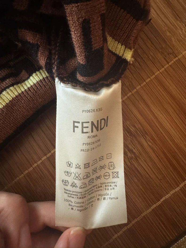 Fendi FENDI Classic FF logo long-sleeve T-shirt, brown with blac Size US S / EU 44-46 / 1 - 1 Thumbnail