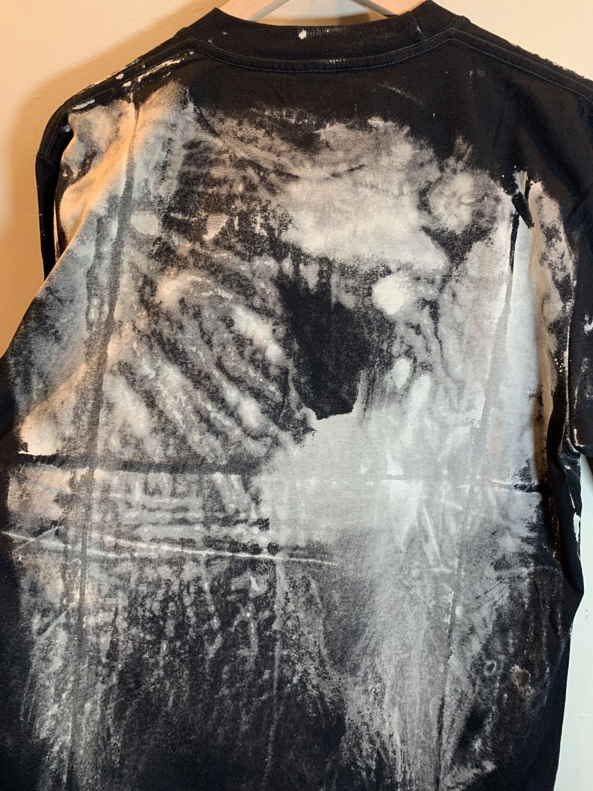 Band Tees × Rap Tees *RARE* Mick Jenkins Drink More Water AOP Rap Tee Art T-Shirt Size US XL / EU 56 / 4 - 4 Thumbnail