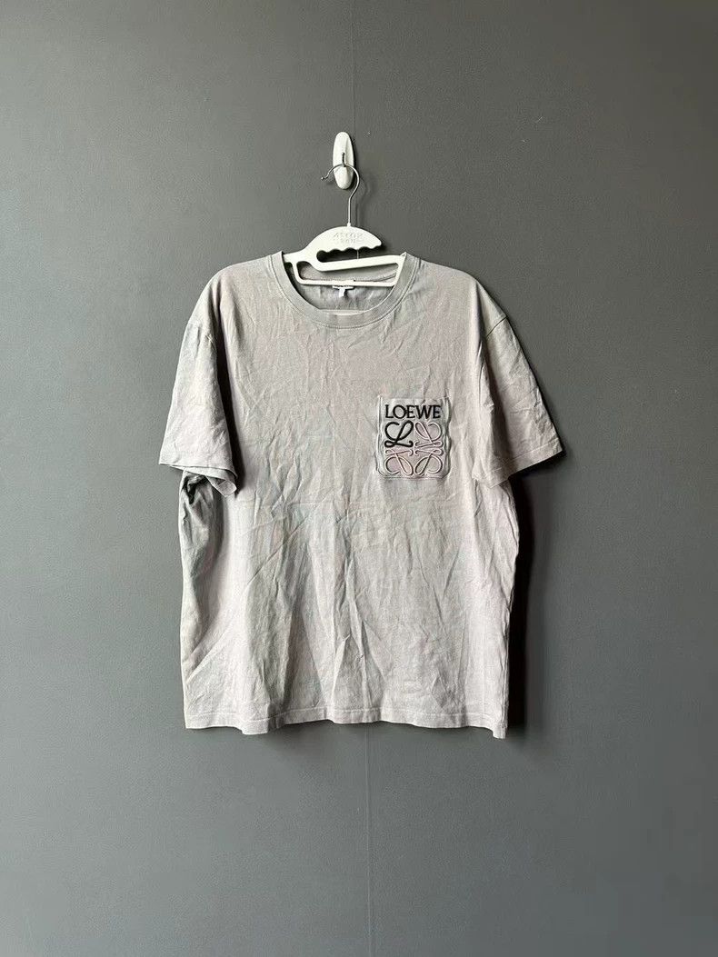 Loewe LOEWE Grey embroidered logo short sleeves Size M / US 6-8 / IT 42-44 - 1 Thumbnail
