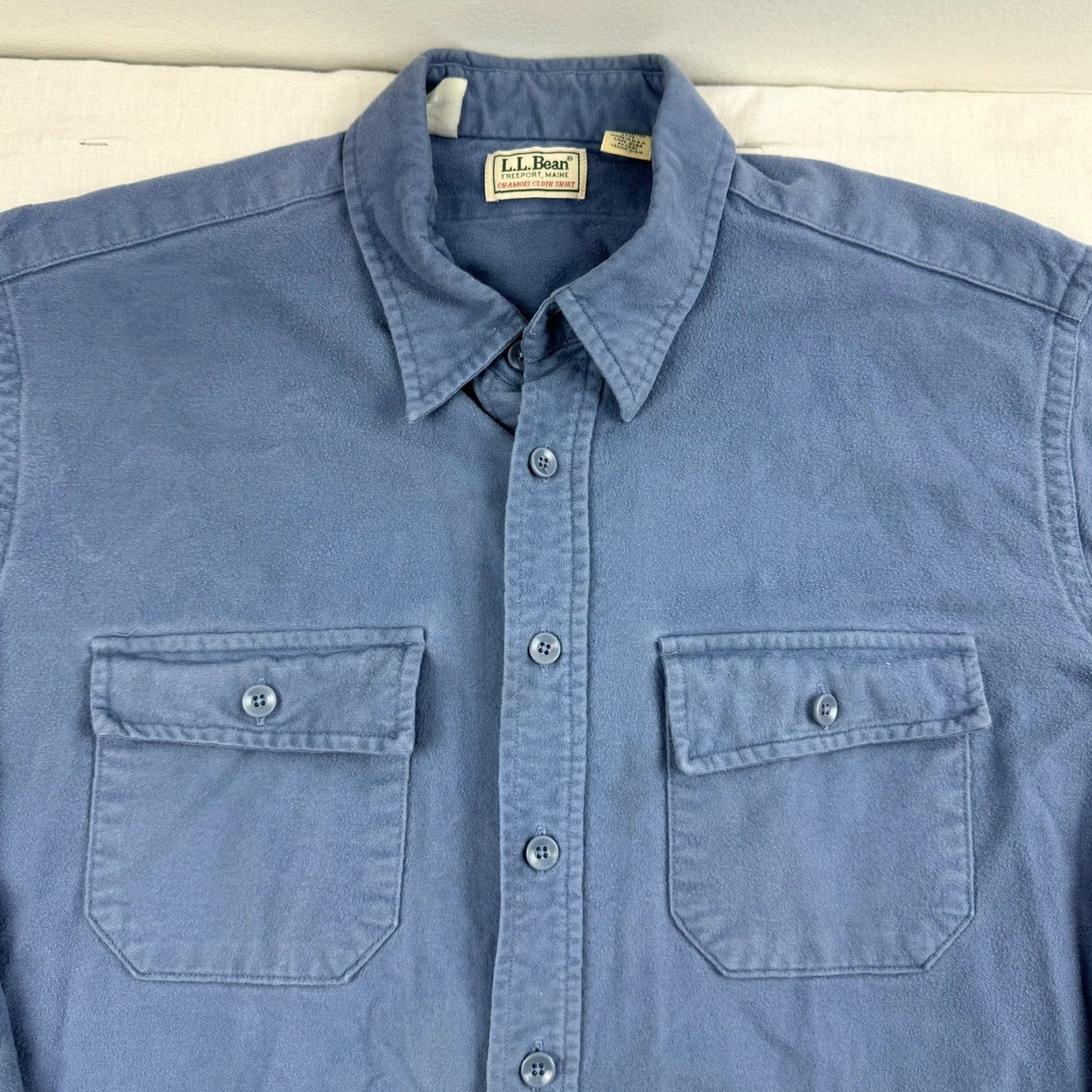 Vintage VINTAGE L.L. Bean Shirt Adult XLT Blue Chamois Flannel Button-Up 90s Outdoors USA Mens Size US XL / EU 56 / 4 - 3 Thumbnail