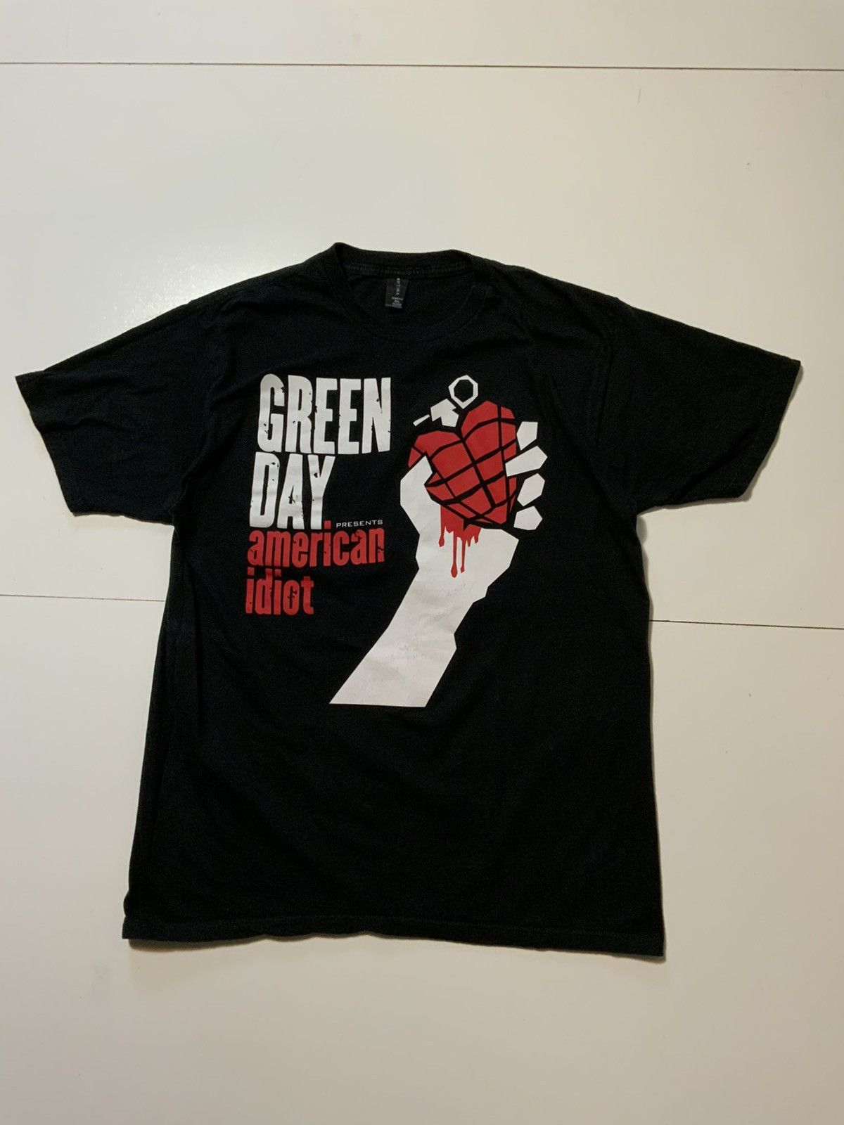 Other Green Day American Idiot Heart Grenade Rock Band T-Shirt Size US L / EU 52-54 / 3 - 1 Thumbnail