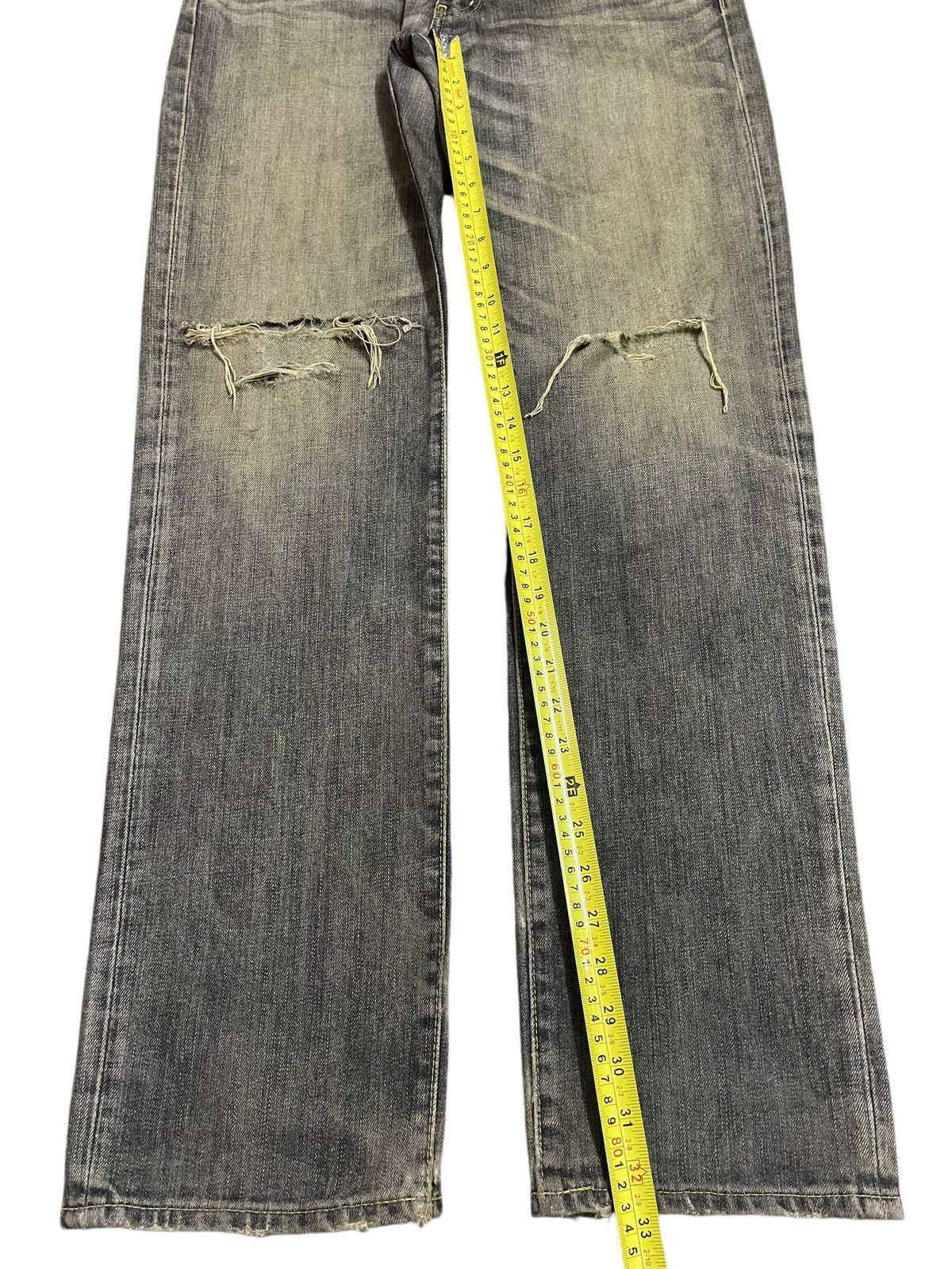 Uniqlo Vintage Japanese Uniqlo Mud Faded Wash Distress Style Jeans Size US 34 / EU 50 - 13 Thumbnail