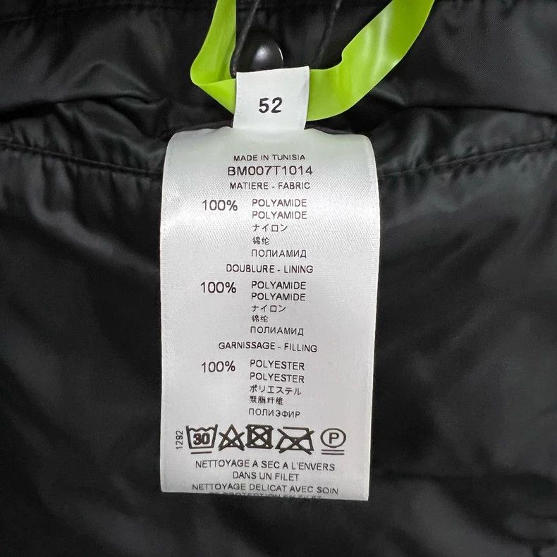 Givenchy Givenchy Size52 Black Small Logo Hooded Down Jacket Size US M / EU 48-50 / 2 - 4 Thumbnail