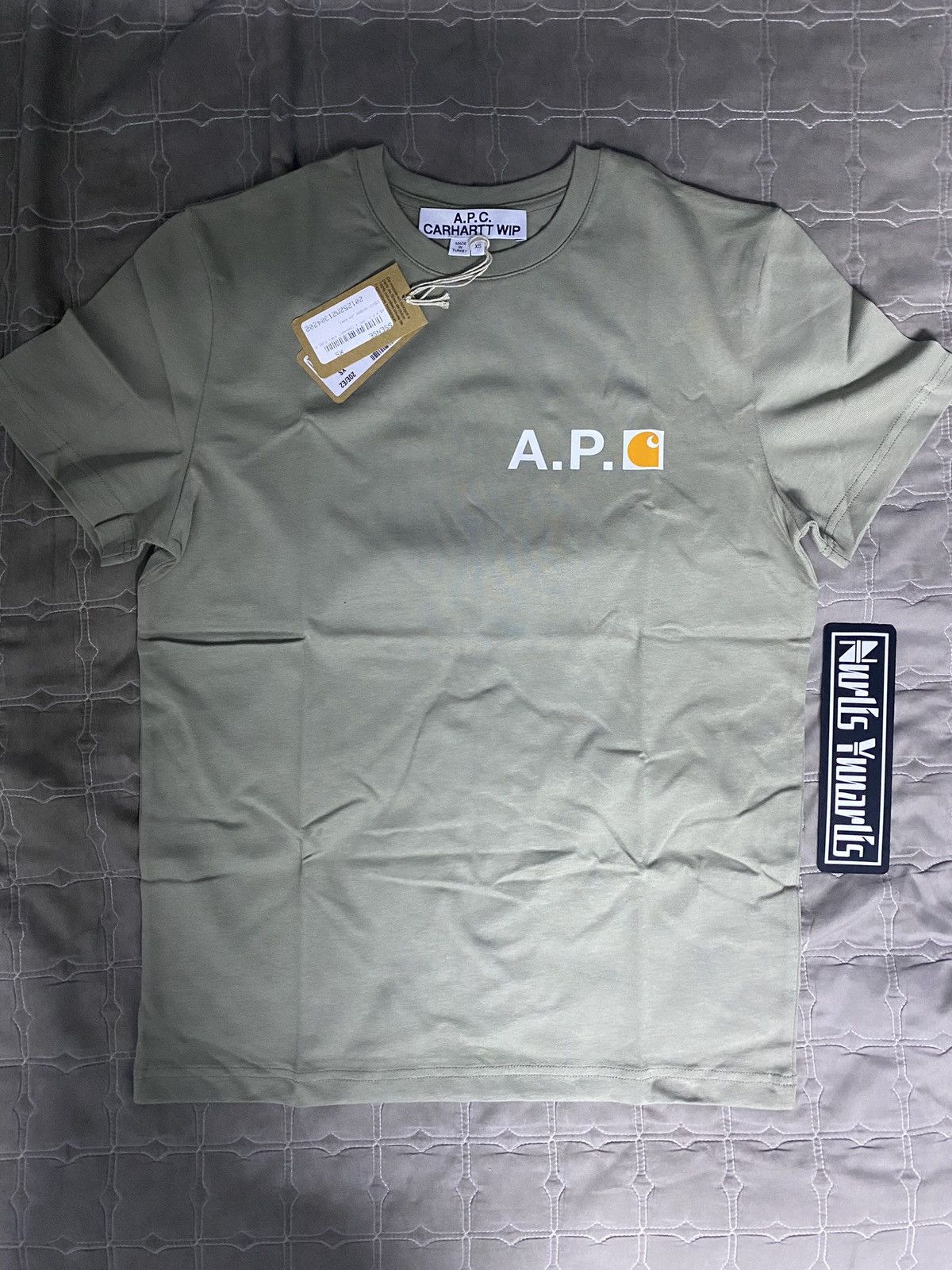 A.P.C. × Carhartt × Carhartt Wip Carhartt WIP X A.P.C Short Sleeve Shirt Made in Turkey Size XS / US 0-2 / IT 36-38 - 1 Thumbnail