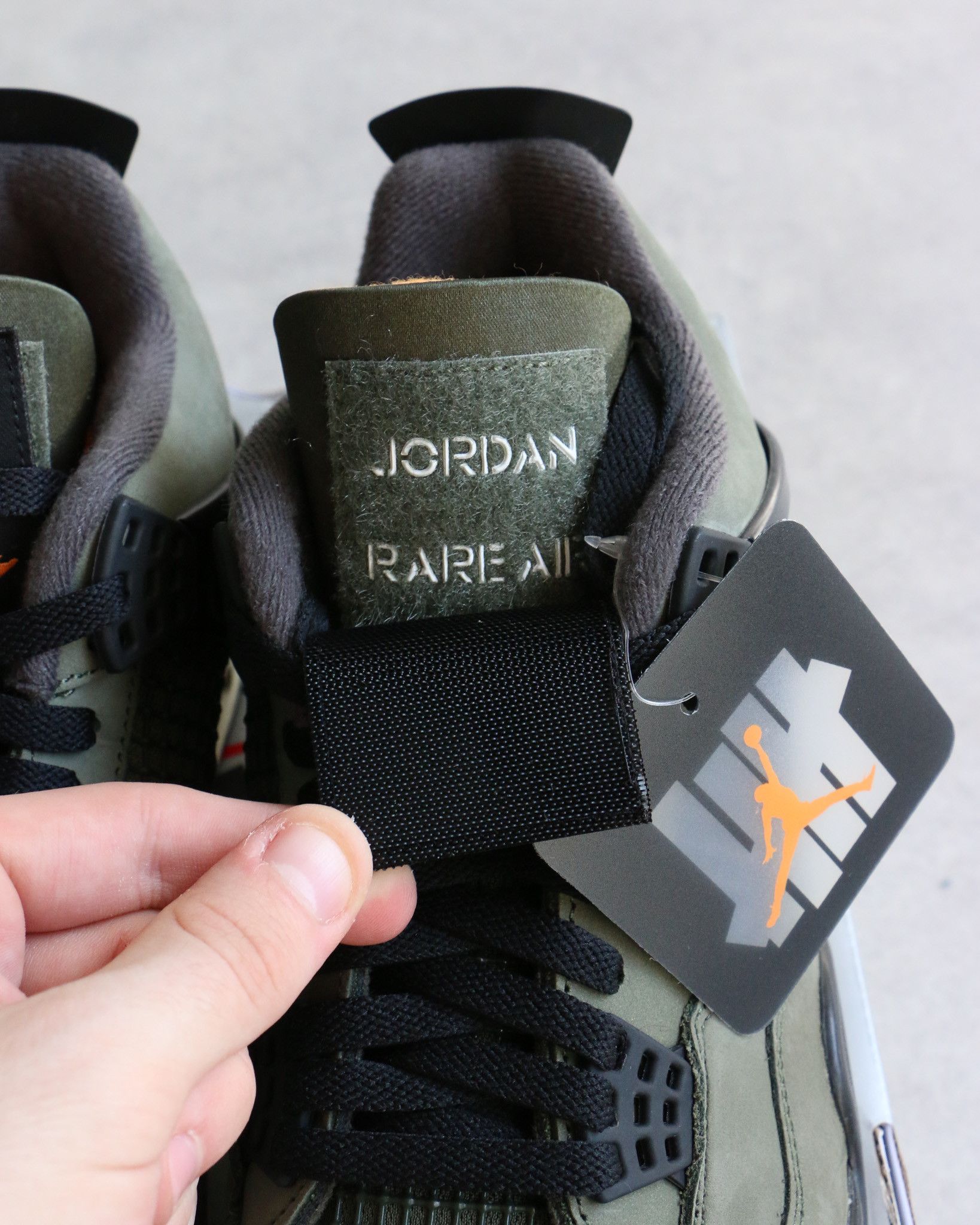 Jordan Brand × Undefeated Jordan 4 Retro OG Undefeated 2025 Size US 11 / EU 44 - 5 Thumbnail