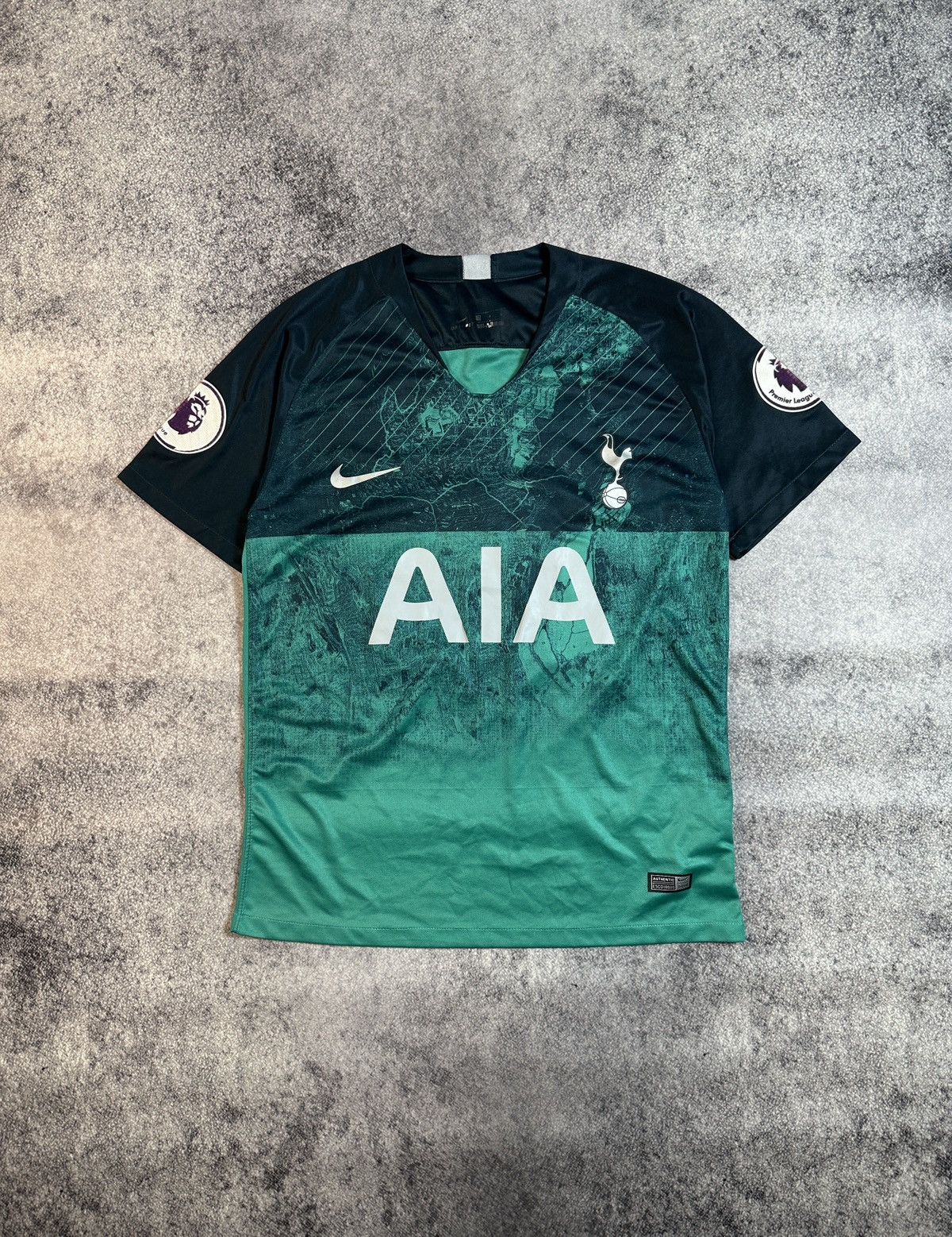 Nike Nike Tottenham Spurs 10 Kane Soccer Jersey Blokecore M Size US M / EU 48-50 / 2 - 2 Thumbnail
