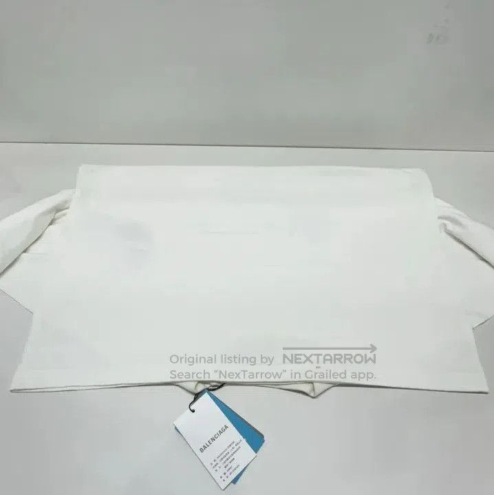Balenciaga Balenciaga World Food Programme Logo T. Size US M / EU 48-50 / 2 - 9 Thumbnail