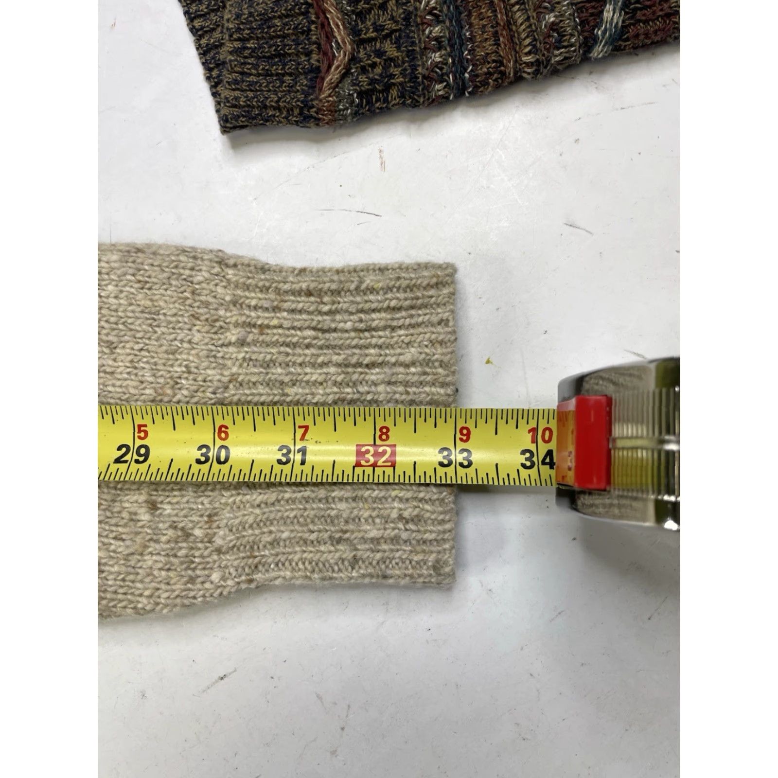 J.Crew J.Crew Sweater Pullover Colorblock Crew Neck Wool Blend Tan XL Men’s Wool Blend Knit Crew Neck Sweater Colorblock Fall Winter Size US XL / EU 56 / 4 - 4 Thumbnail