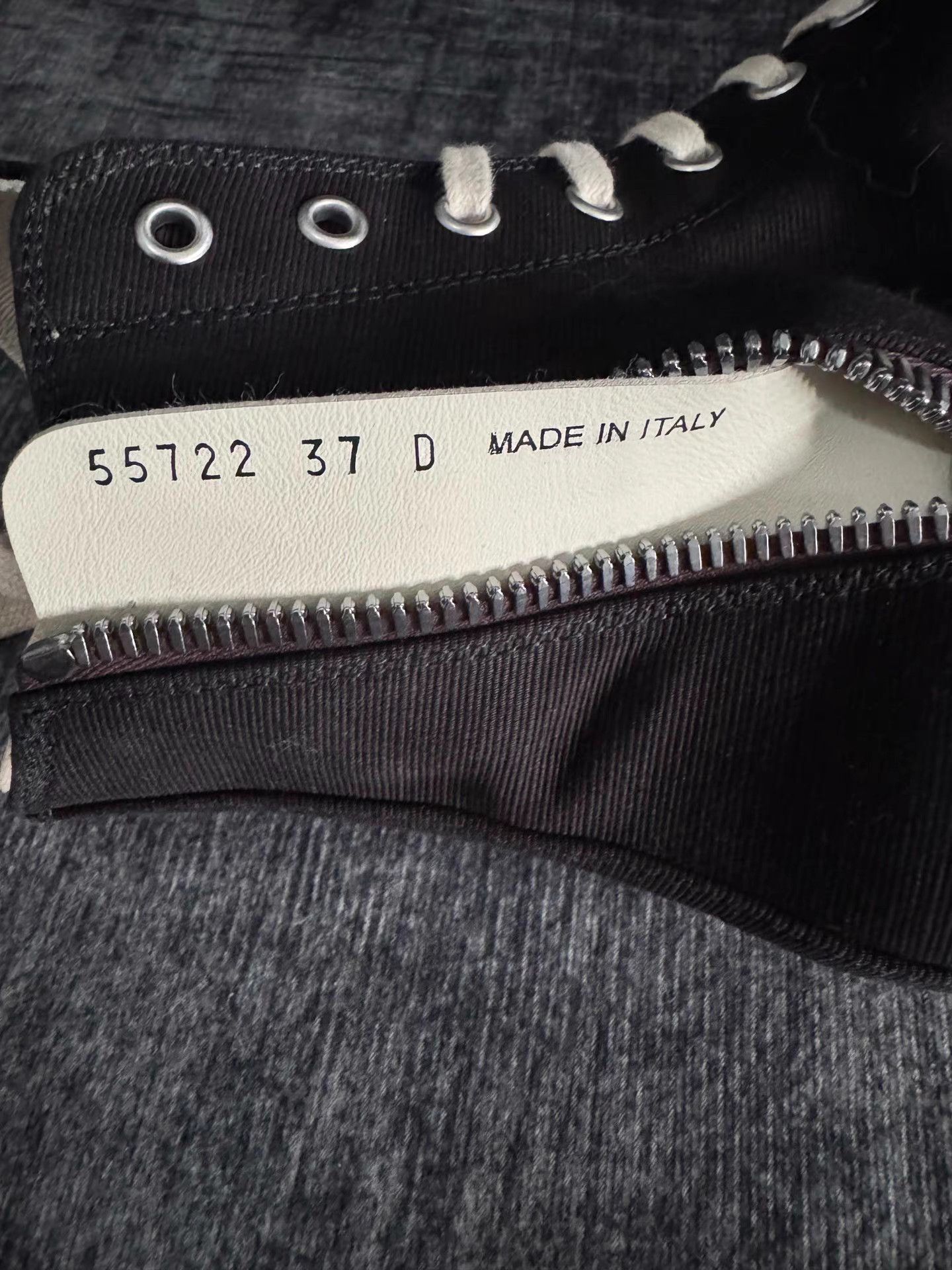 Rick Owens Brand New Rick Owens High-Top Converse Size US 7 / IT 37 - 7 Thumbnail