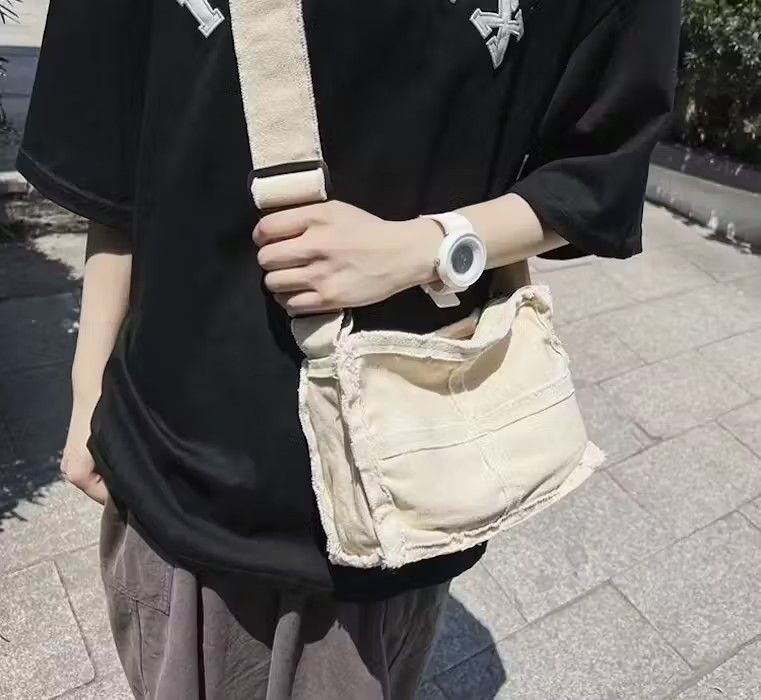 Japanese Brand Small Cross Body Bag Size ONE SIZE - 8 Thumbnail