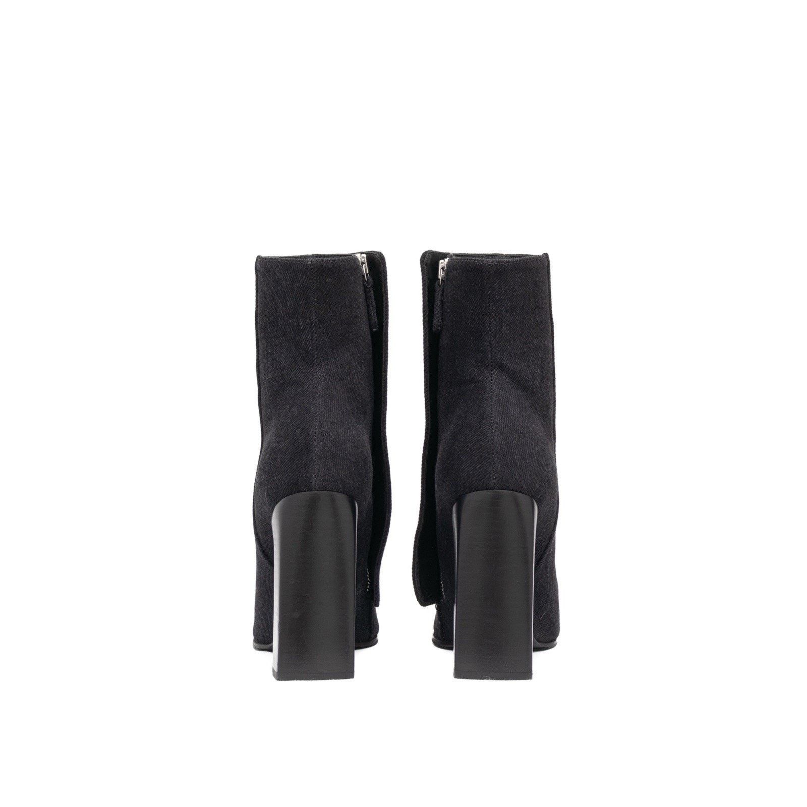 Balenciaga 940$ BALENCIAGA Denim Ankle Side Zip Block Heel Boots Grey Size US 7 / IT 37 - 9 Thumbnail