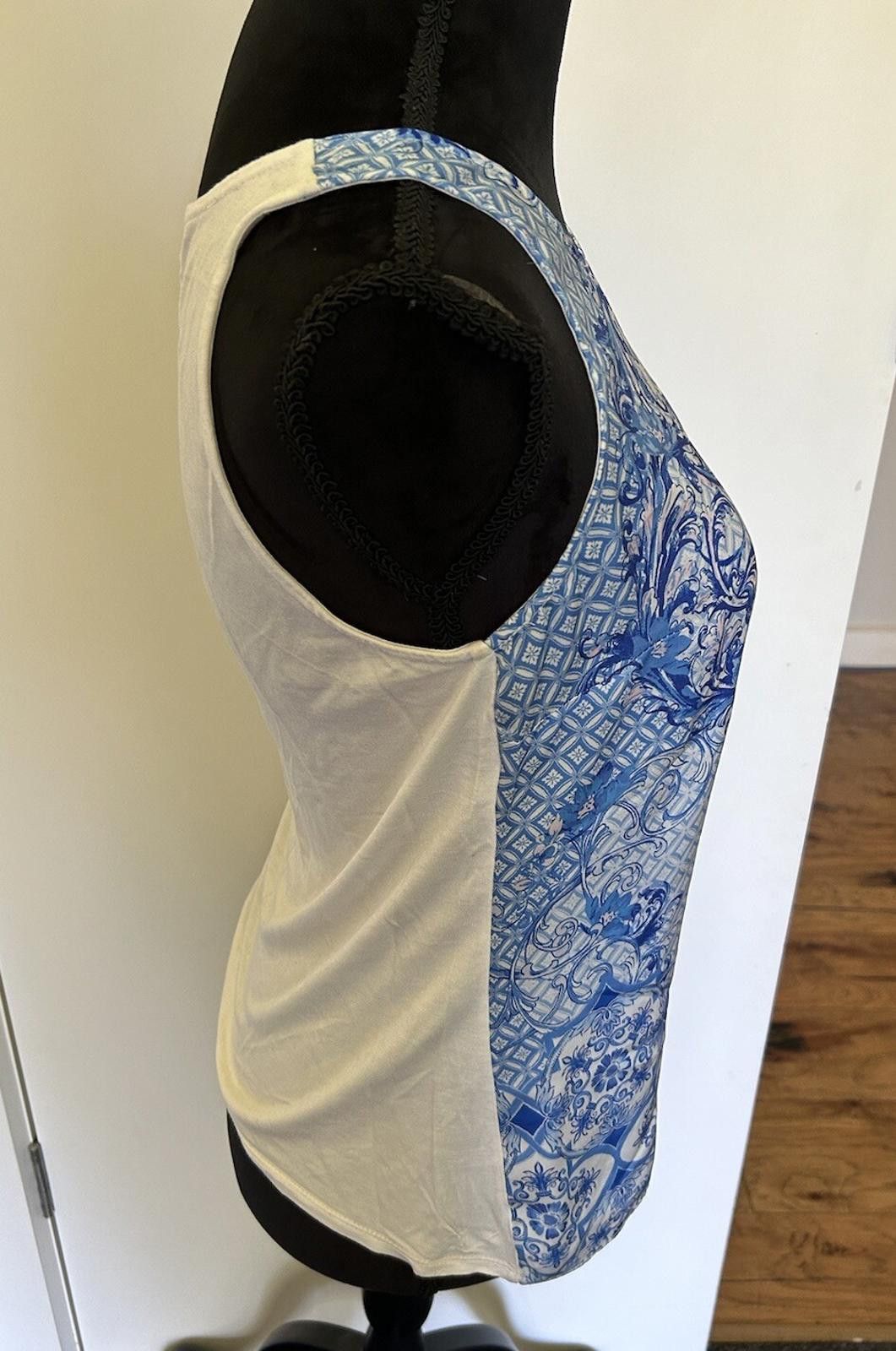 Other Forever New Blue Print Tank Singlet Top - Size 6 (004) Size XS / US 0-2 / IT 36-38 - 7 Thumbnail
