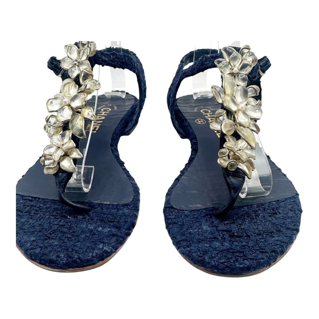 Chanel Chanel T-Strap Tweed Floral Sandals 2016 Camellia Pearl Navy Size US 7 / IT 37 - 2 Thumbnail