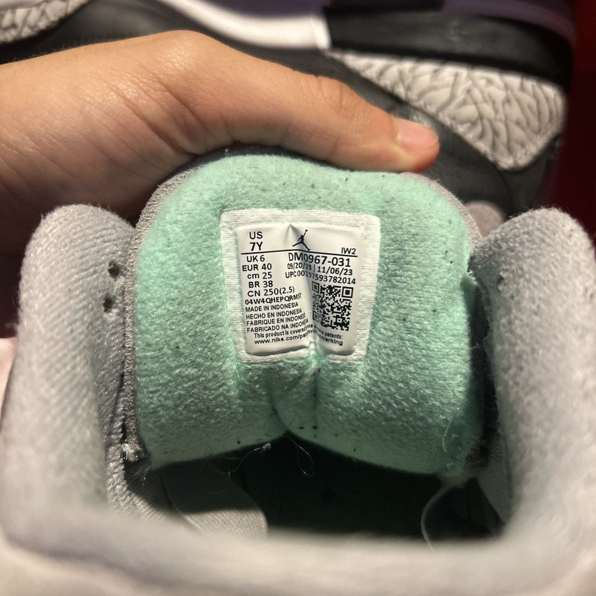Jordan Brand Jordan 3 Size US 7 / EU 40 - 3 Thumbnail