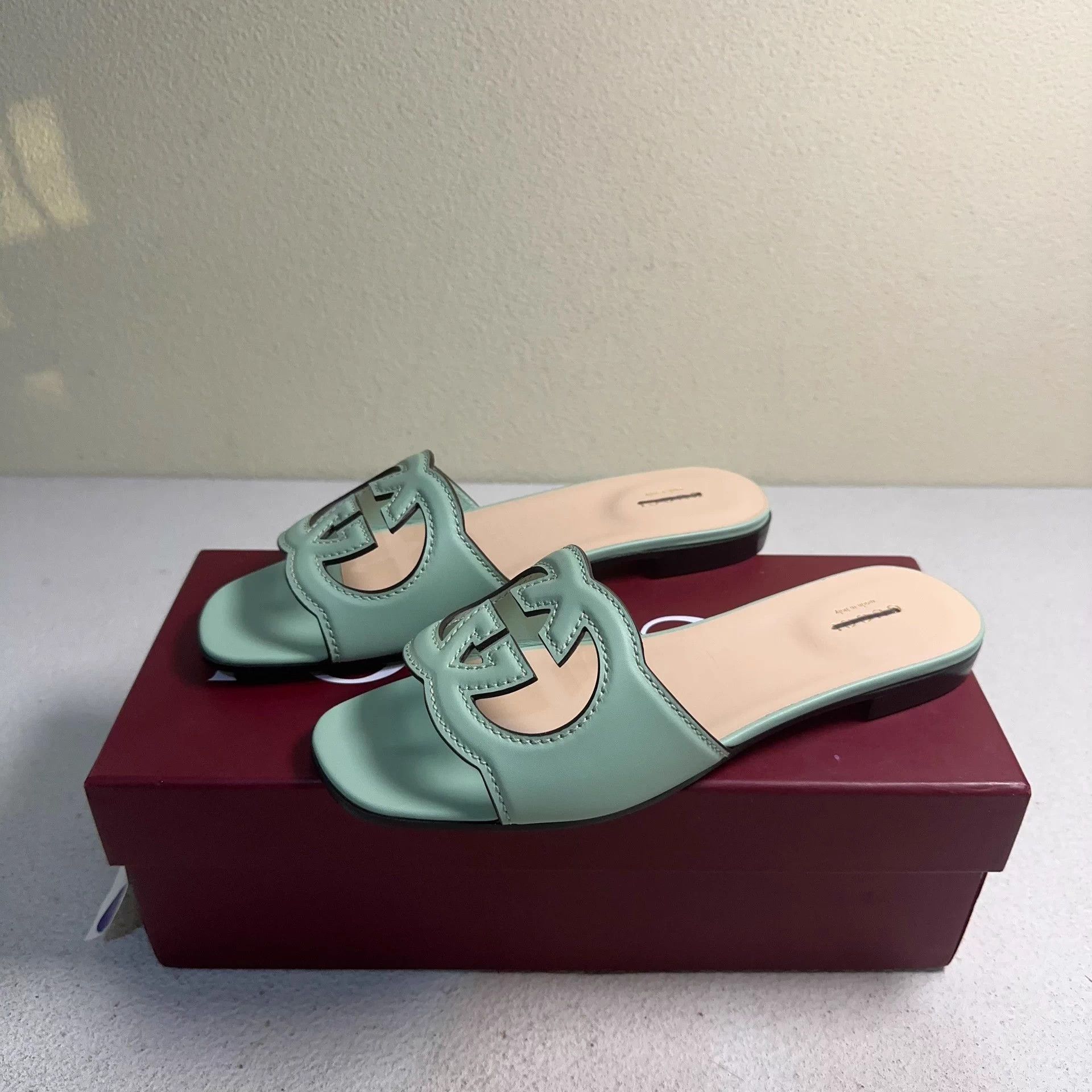 Gucci Gucci Horsebit GG Patent Block Heel Slides Mint Wmns 38 Size US 8 / IT 38 - 1 Thumbnail