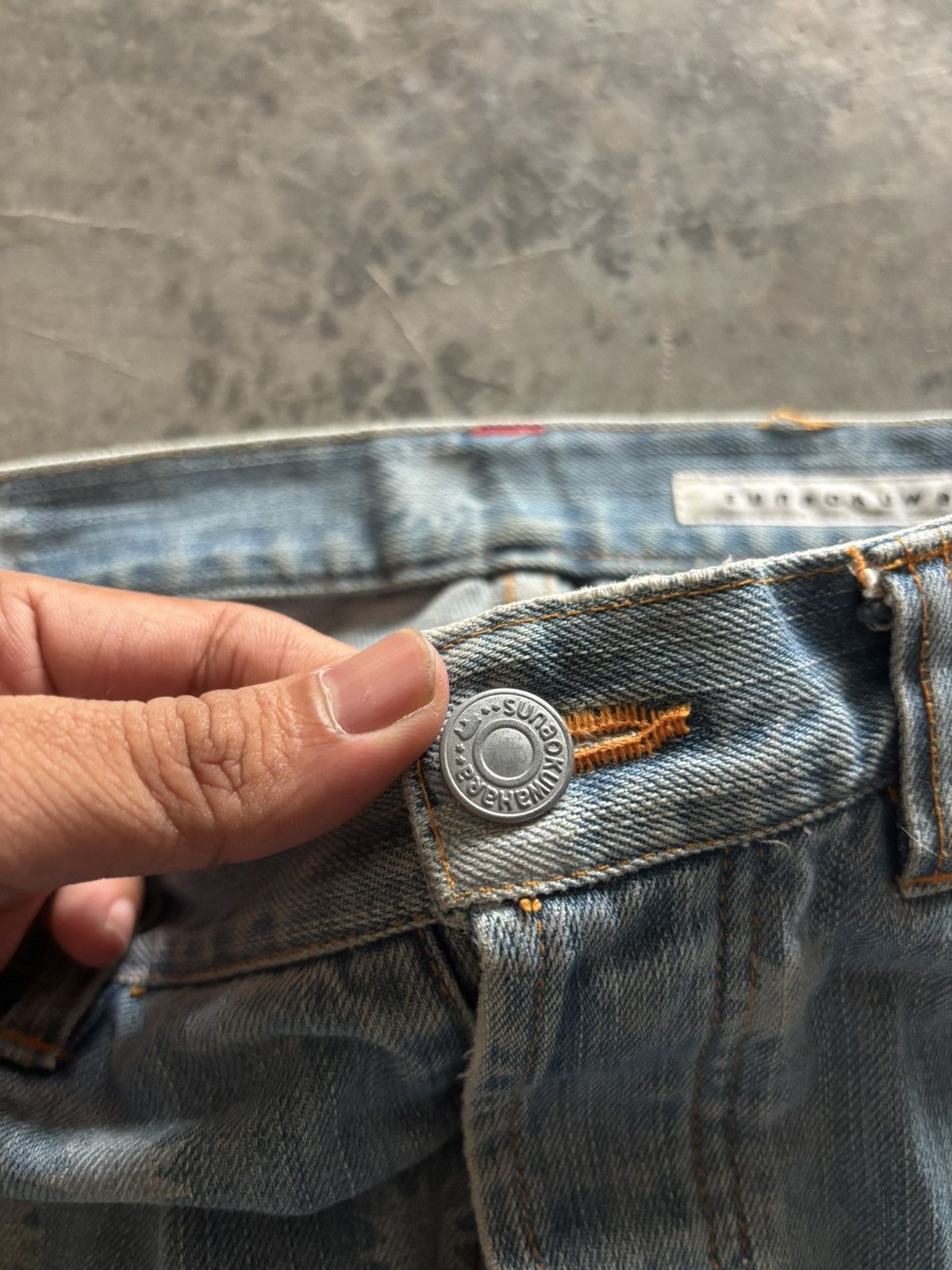 Sunao Kuwahara ISSEY MIYAKE SUNAO KUWAHARA OVERPRINT BUCKLE BACK WESTERN Size 31" - 3 Thumbnail