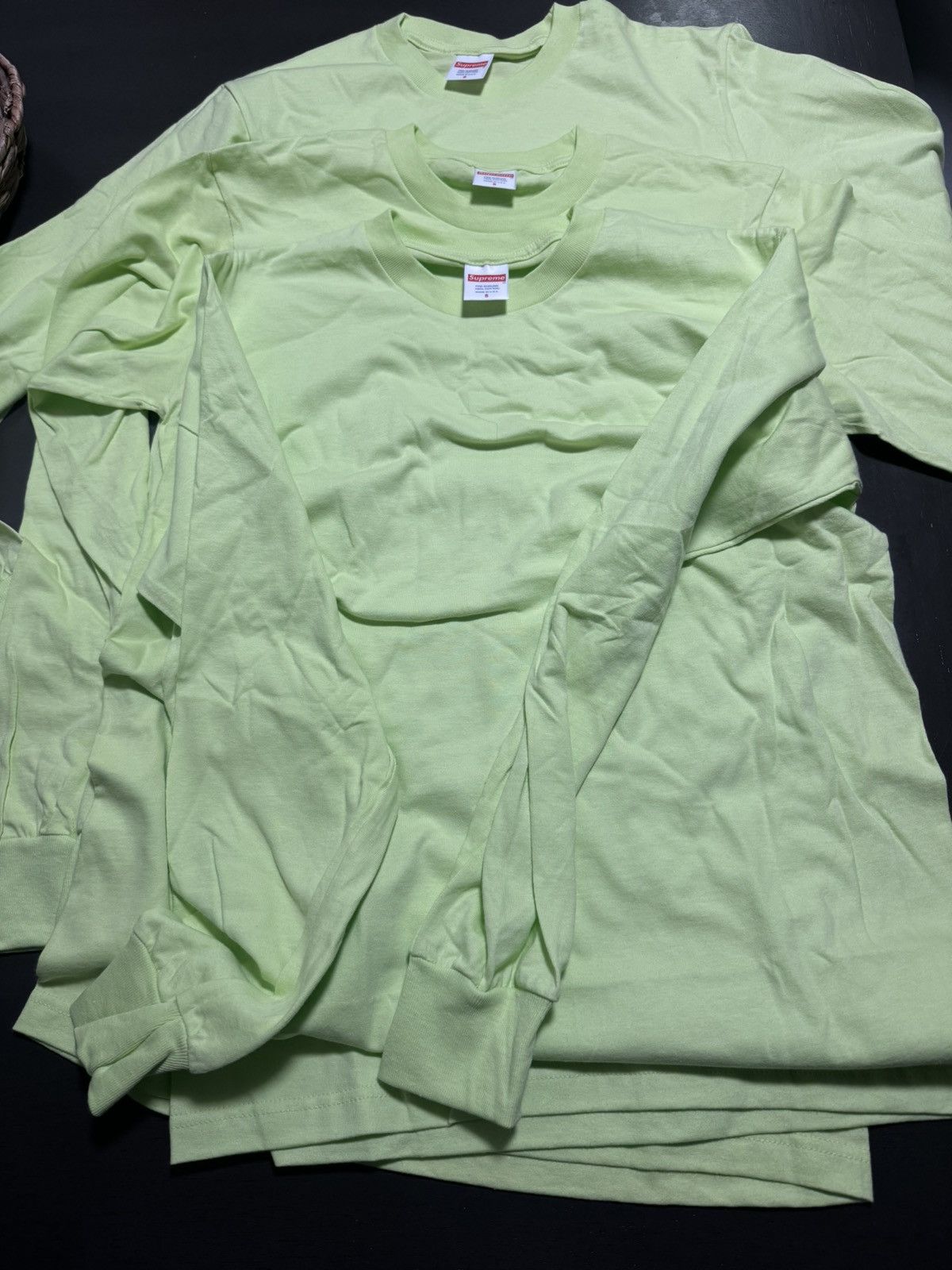 Supreme Brand New Supreme T shirt Blank Size US S / EU 44-46 / 1 - 2 Thumbnail