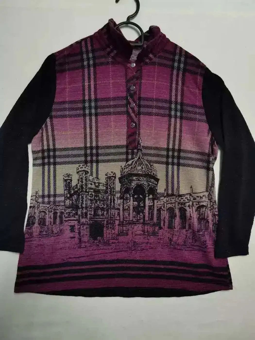 Other Vintage Building Print T-shirt Size US M / EU 48-50 / 2 - 1 Thumbnail