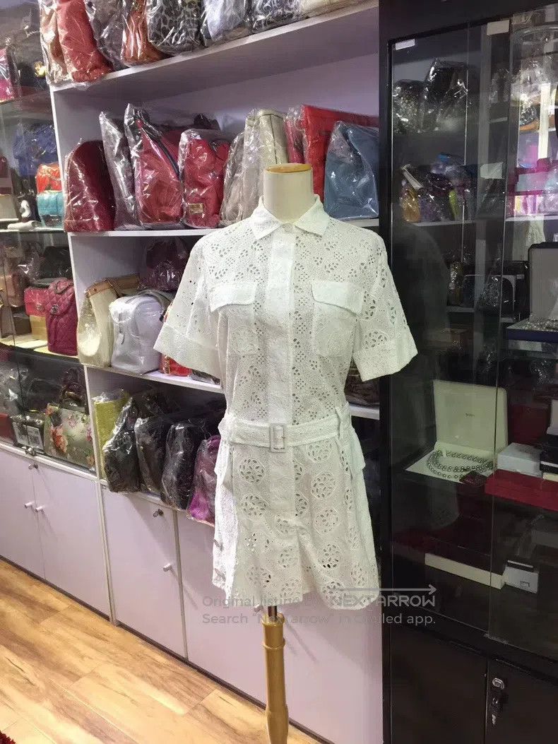 Valentino Valentino White lace jumpsuit Size M / US 6-8 / IT 42-44 - 4 Thumbnail