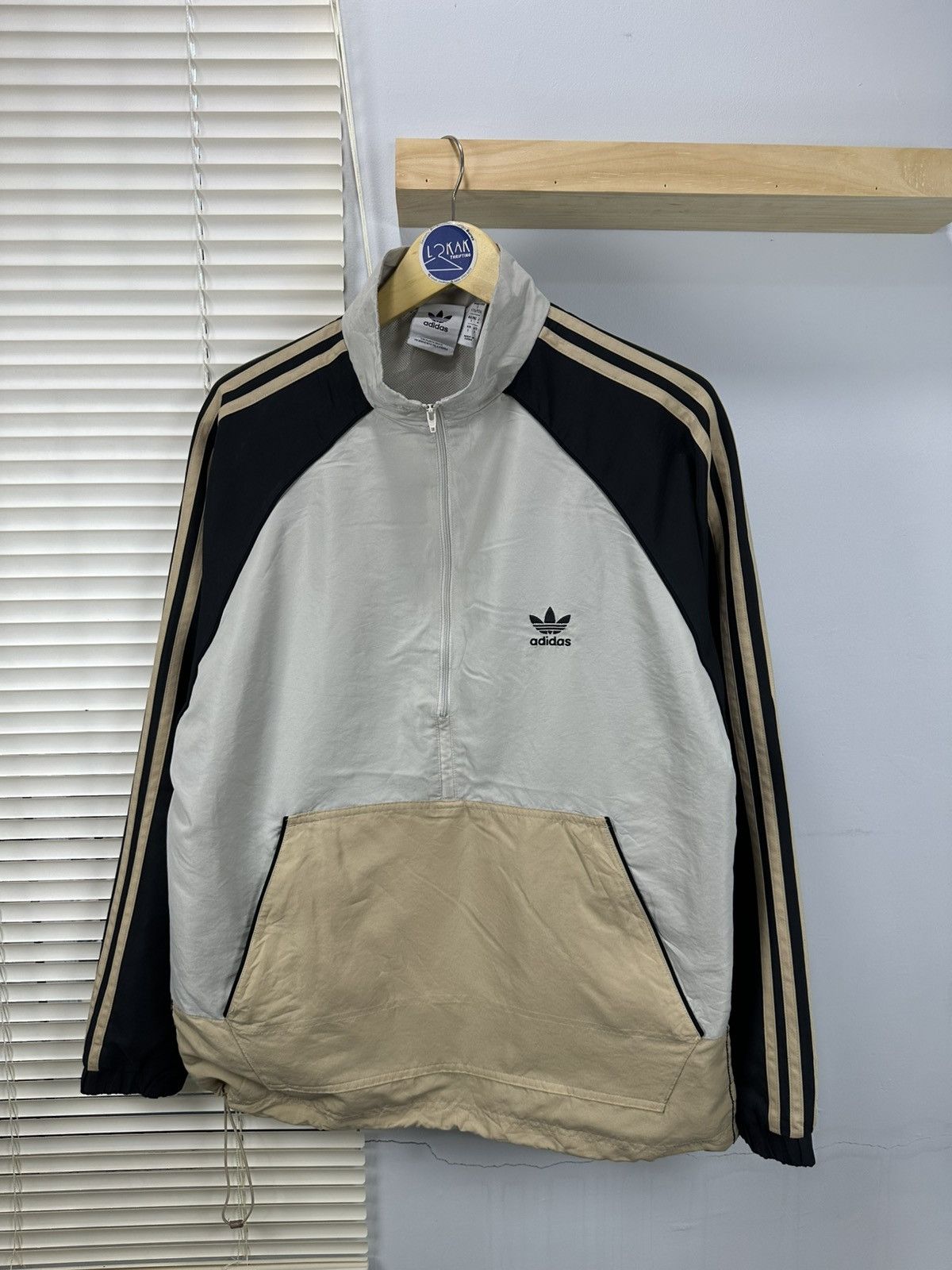 Adidas ADIDAS WOVEN SST ANORAK JACKET Size US L / EU 52-54 / 3 - 3 Thumbnail