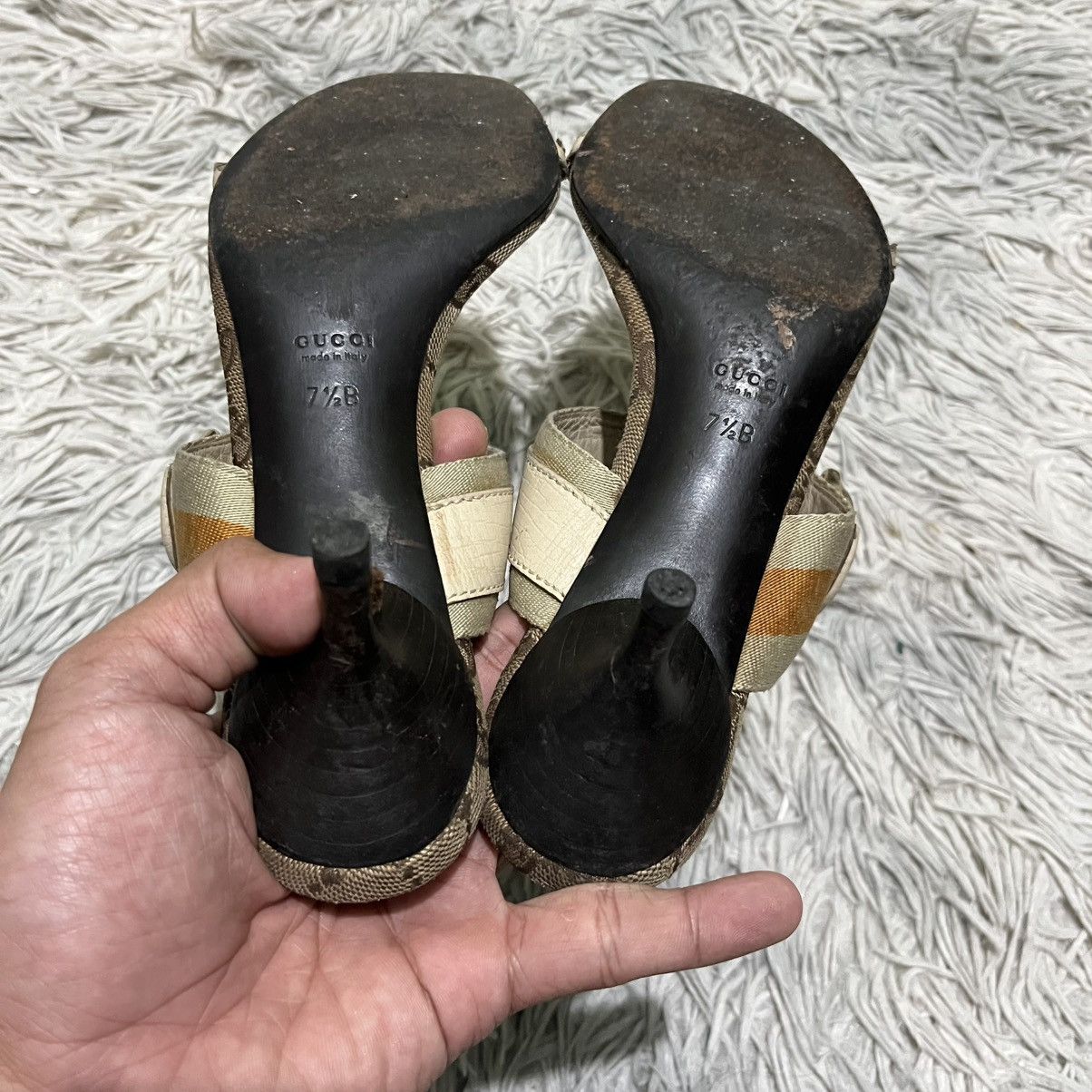 Gucci Vintage Gucci Horsebit Canvas GG Heels Size US 7.5 / IT 37.5 - 7 Thumbnail
