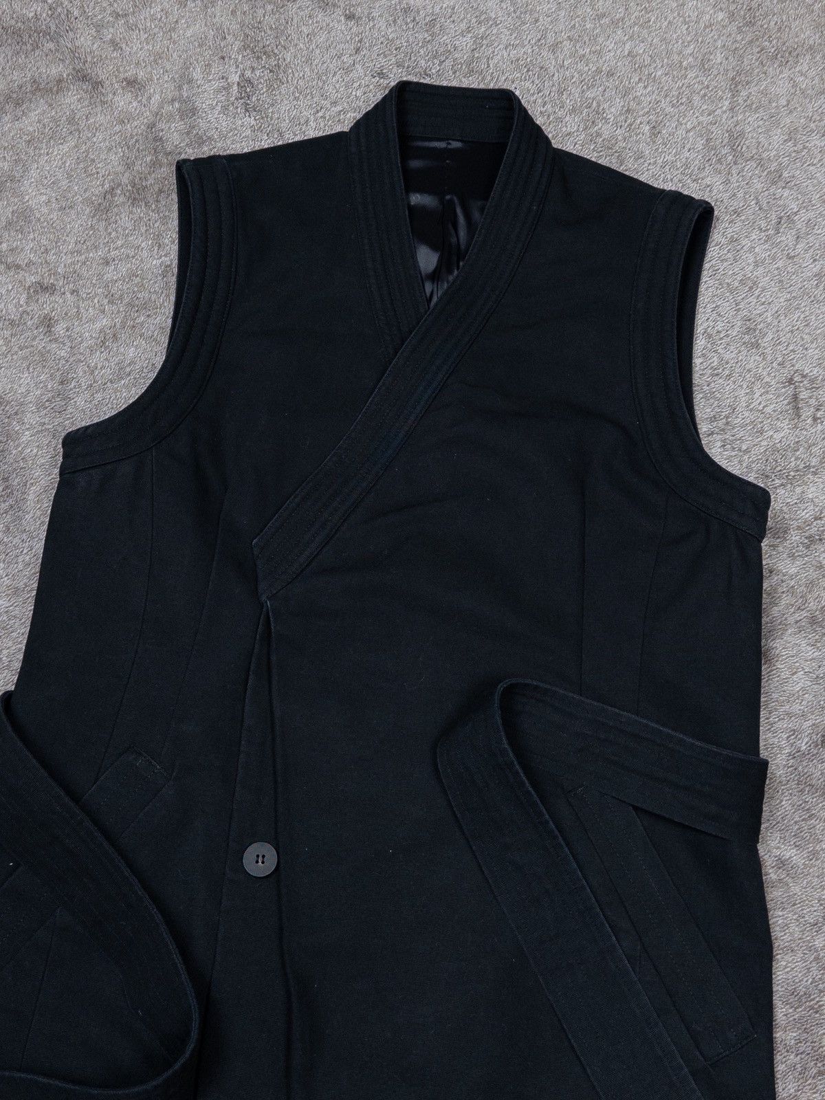 D.Gnak By Kang.D D.Gnak By Kang.D Black Cotton Sleeveless Dark Jacket Size 48 Size US M / EU 48-50 / 2 - 2 Thumbnail