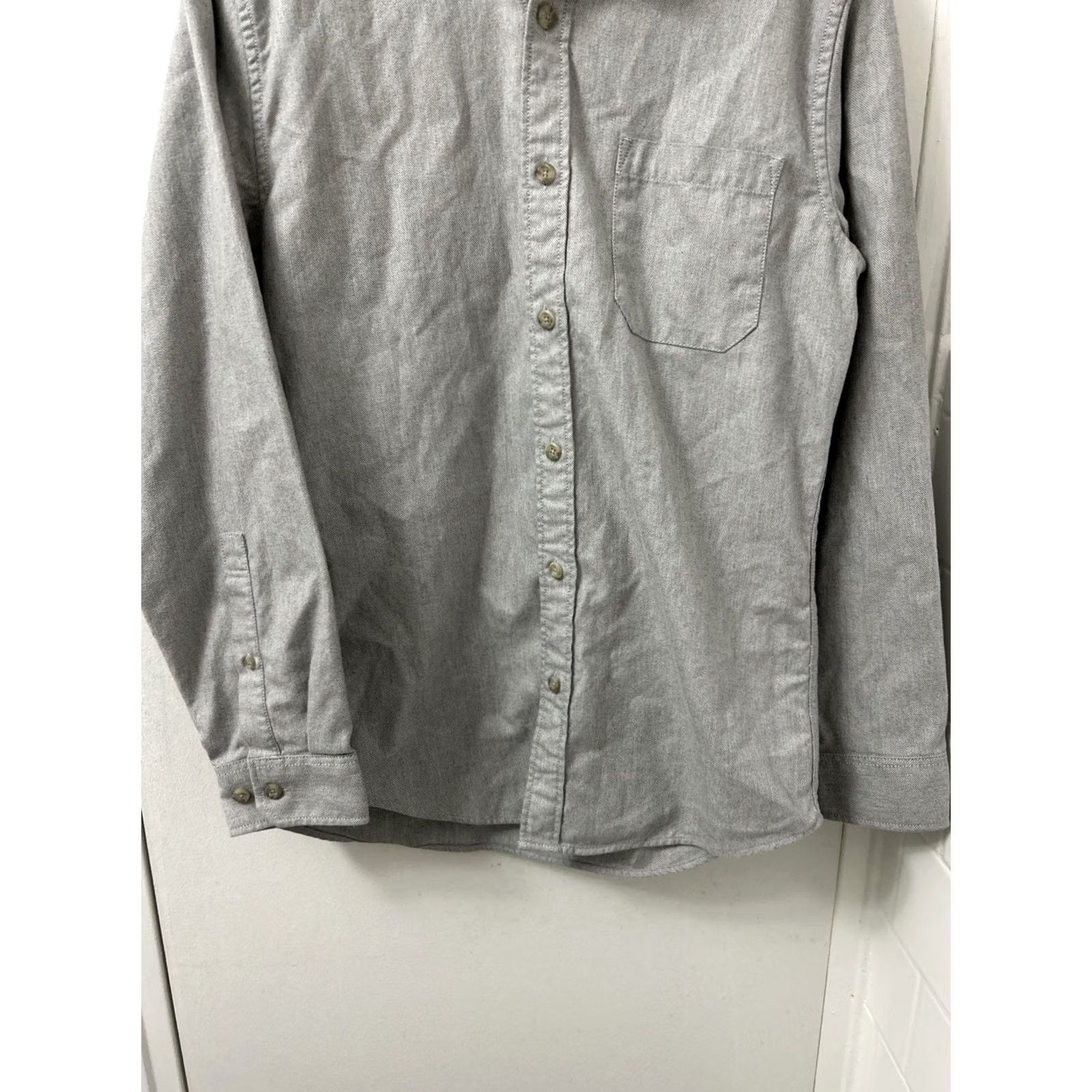 Eddie Bauer VINTAGE Eddie Bauer Work Shirt Mens S Gray Cotton Twill Button-Down L/S Size US S / EU 44-46 / 1 - 3 Thumbnail