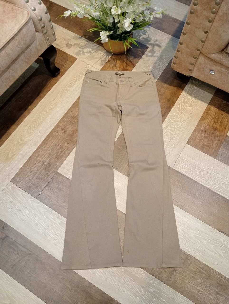 Tornado Mart TORNADO MART FEMME STRETCH FLARED PANTS Size 29" - 1 Thumbnail