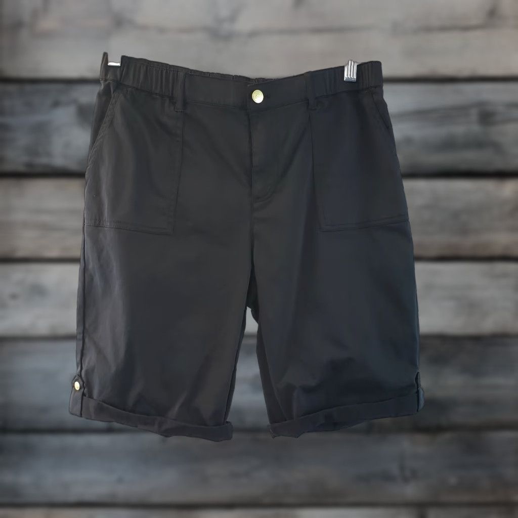Vintage Lemon Way Womens Bermuda Shorts Sz 10 Solid Black Cotton Blend Bermuda Short Casual Womens 10 Black Size 32" / US 10 / IT 46 - 1 Thumbnail