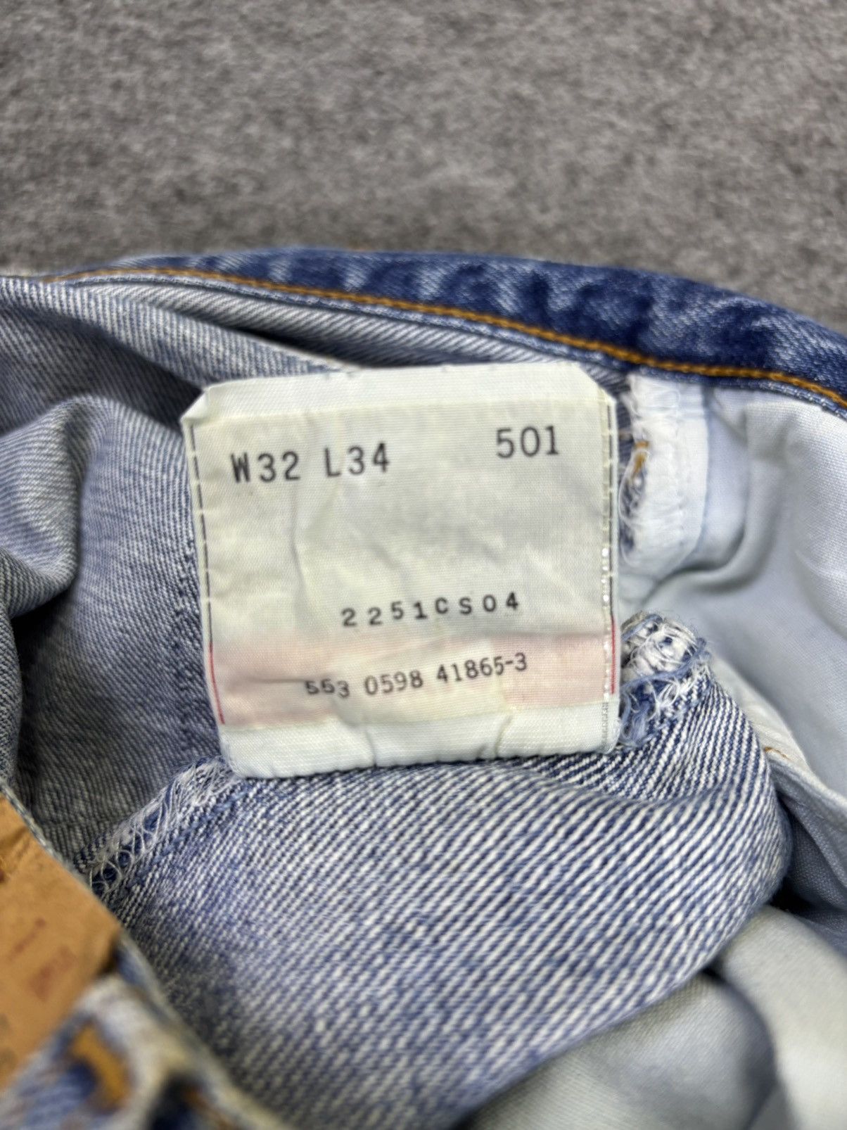 Levi's Vintage Levis 501 Original Cut Medium Wash Denim F966 Size US 31 - 15 Thumbnail