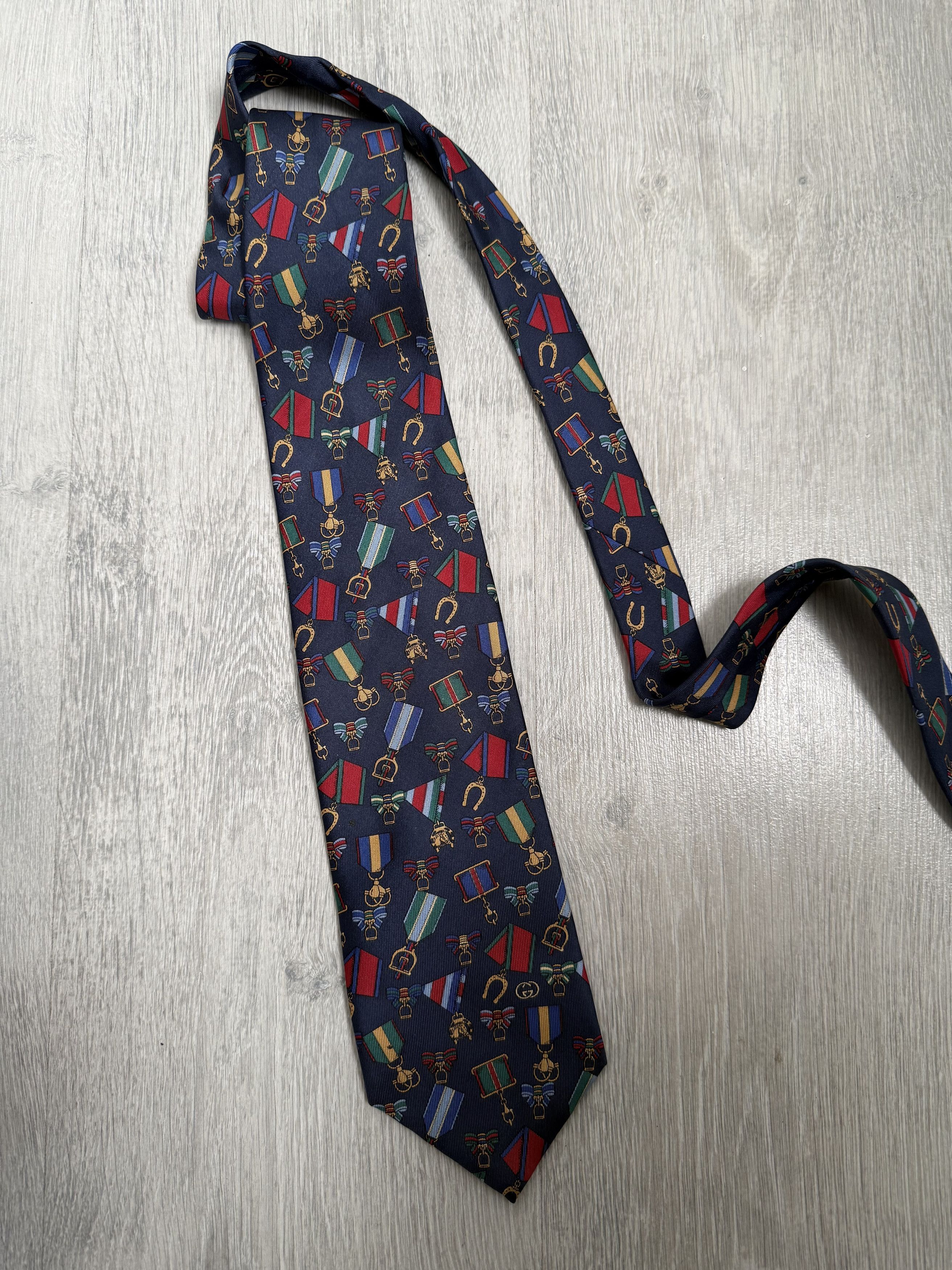 Vintage 90s Gucci silk Tie Medals Equestrian Pattern