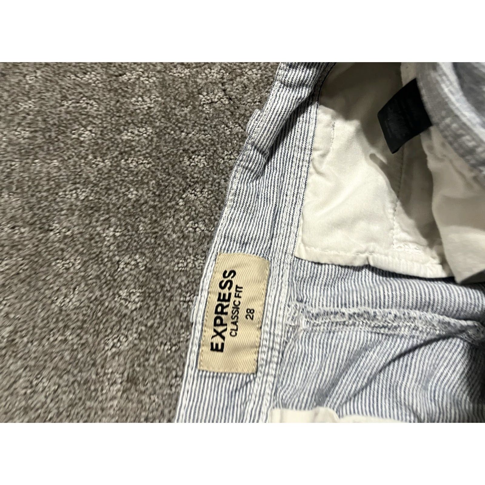 Express Express Chino Shorts Mens 28 Blue White Striped Classic Fit Casual Lightweight Pockets Size US 28 / EU 44 - 3 Thumbnail