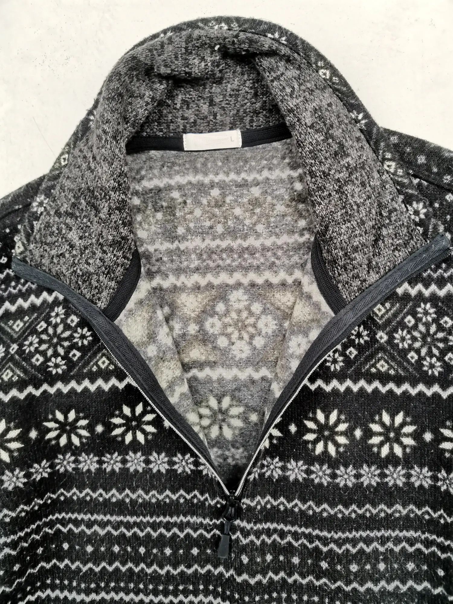 Japanese Brand Navajo Full Print Sweaters Size US L / EU 52-54 / 3 - 6 Thumbnail