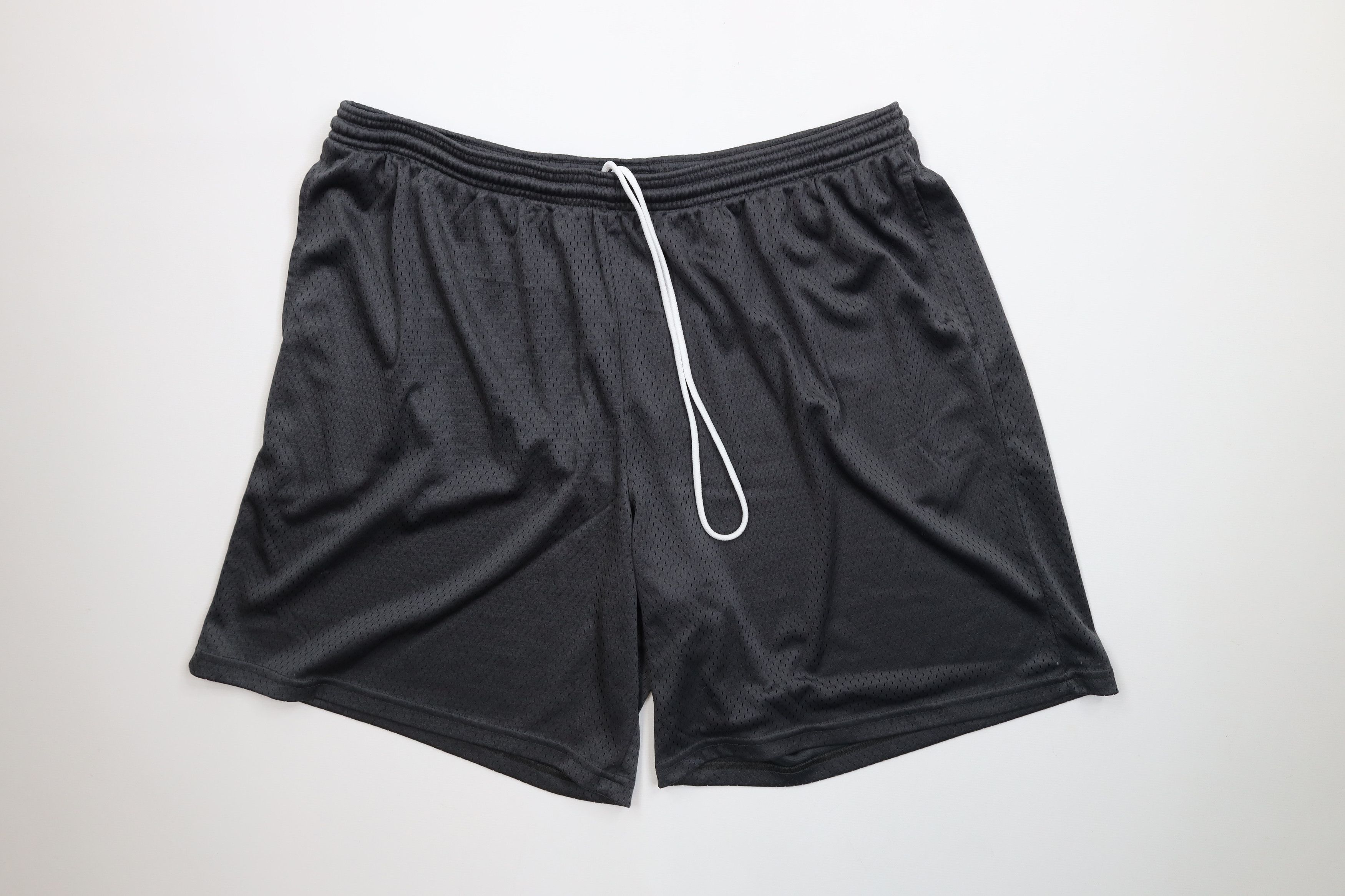 Vintage Vintage 90s Y2K Streetwear Knee Mesh Shorts Gray Polyester Size US 36 / EU 52 - 1 Thumbnail