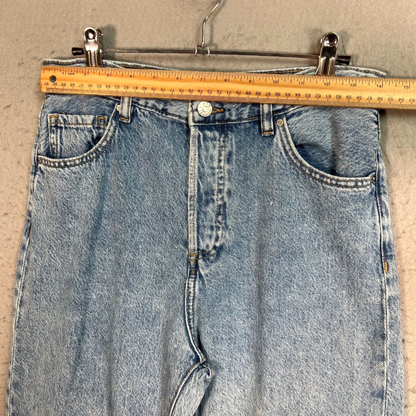 Mango Mango Denim Nora Straight-Leg High-Waist Raw-Hem Jeans Light Blue Womens 6 Adult Regular 28 in 31 in 5-Pocket Denim Cotton Blue Jeans Mango Size 28" / US 6 / IT 42 - 6 Thumbnail