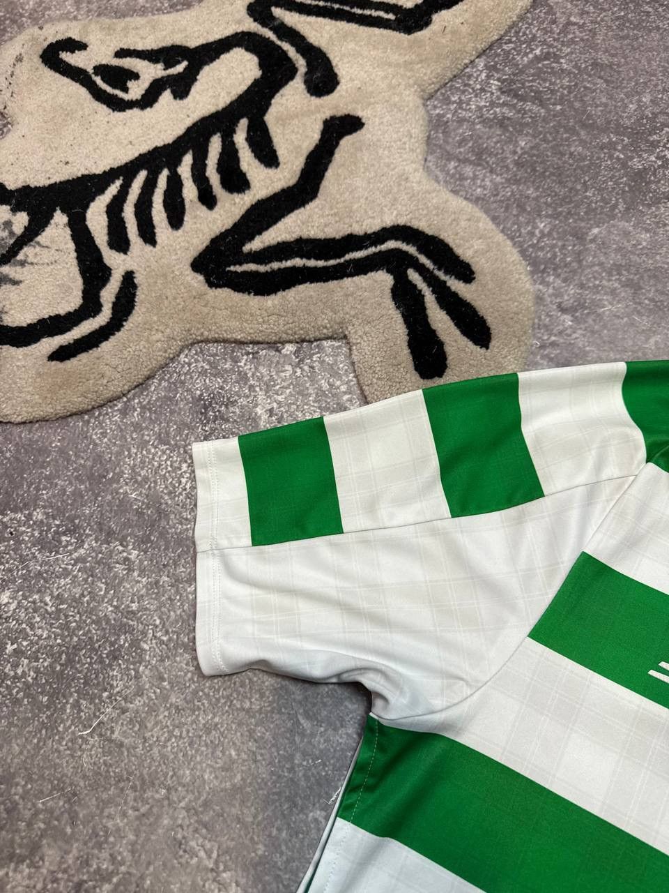 New Balance Mens celtic football jersey Size US M / EU 48-50 / 2 - 6 Thumbnail