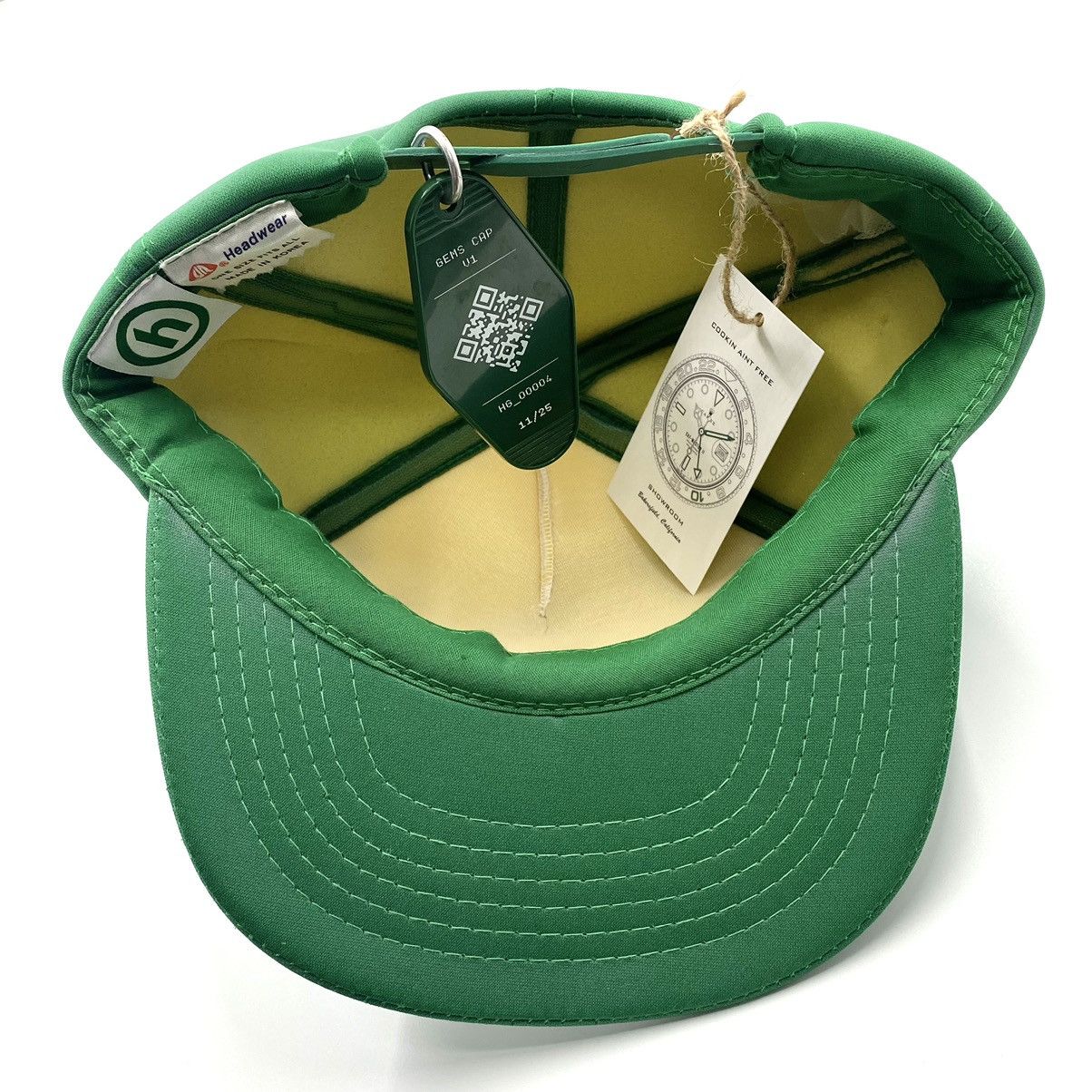 HIDDEN RARE VINTAGE DEADSTOCK 1980’S (HIDDEN GEMS 4) TRAVELERS CAP Size ONE SIZE - 3 Thumbnail